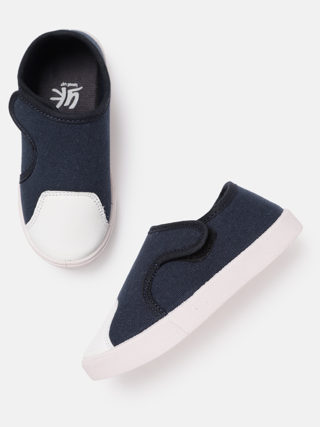 

YK Boys Navy Blue & White Solid Sneakers