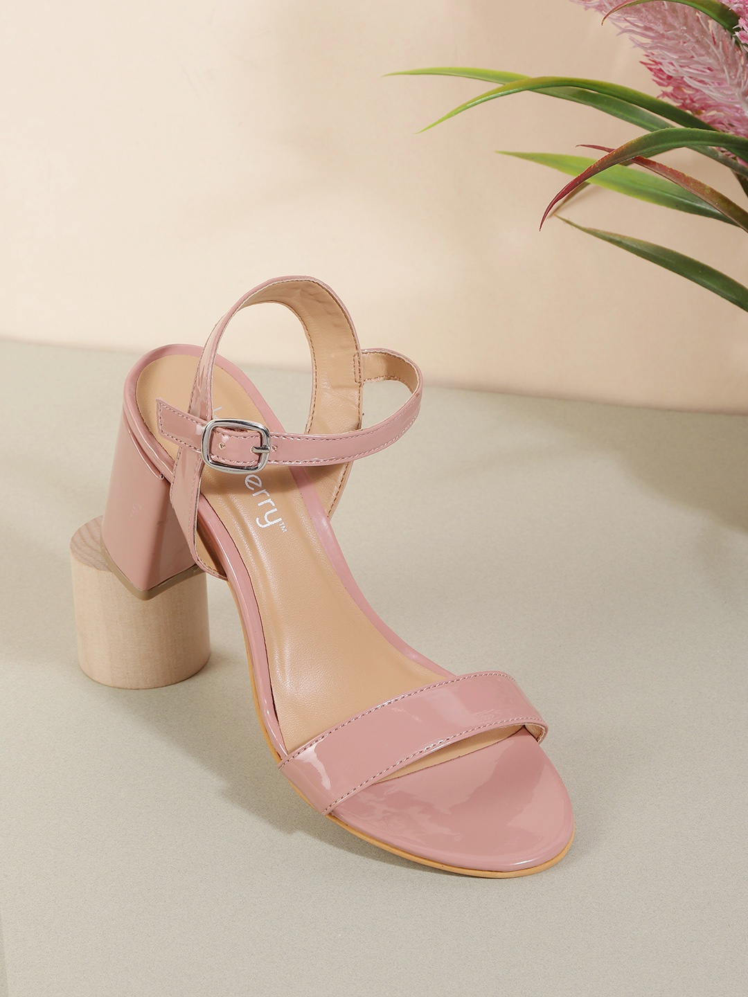 

DressBerry Women Nude-Coloured Solid Block Heels