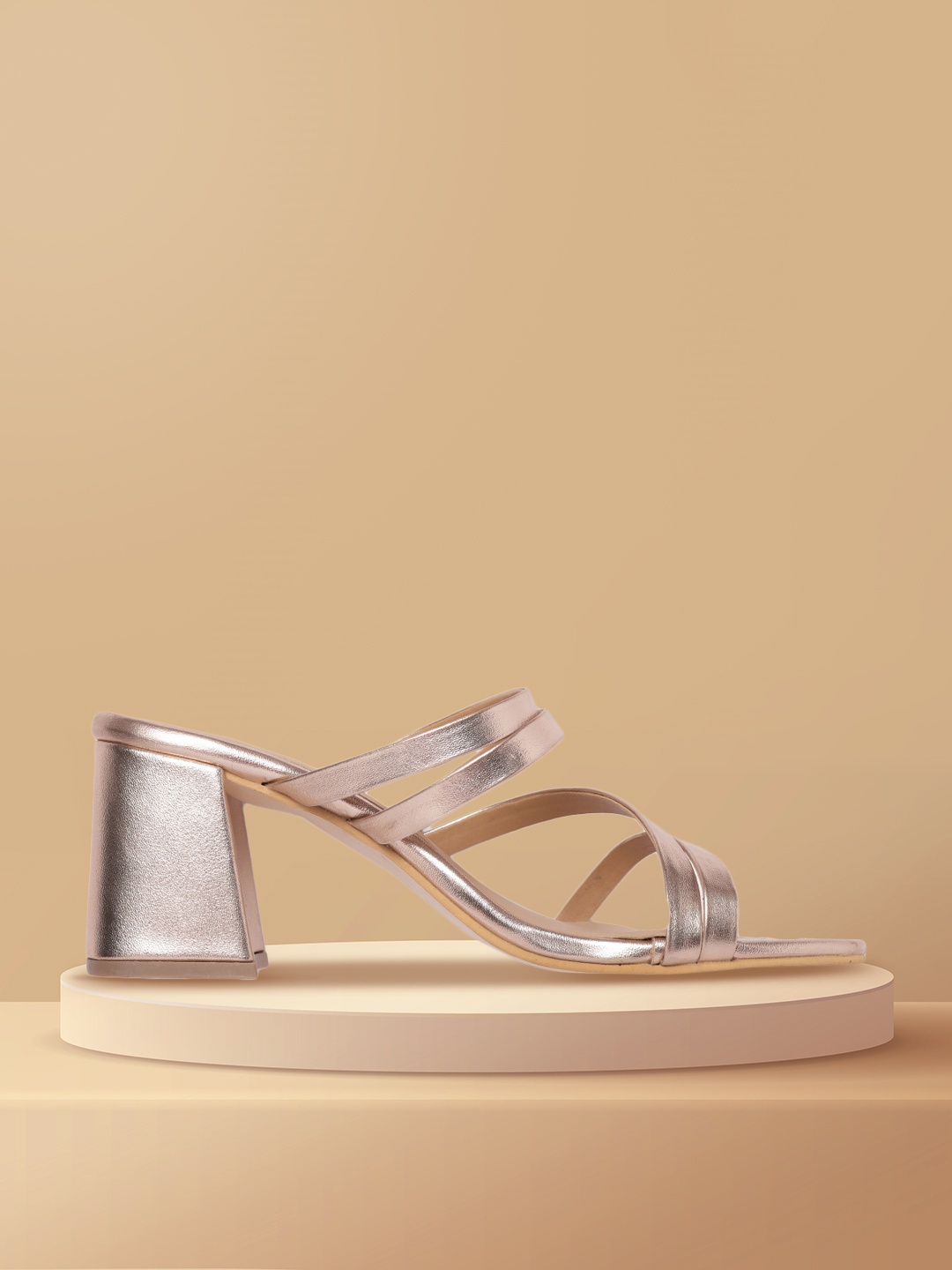 

DressBerry Rose Gold-Toned Solid Block Heels