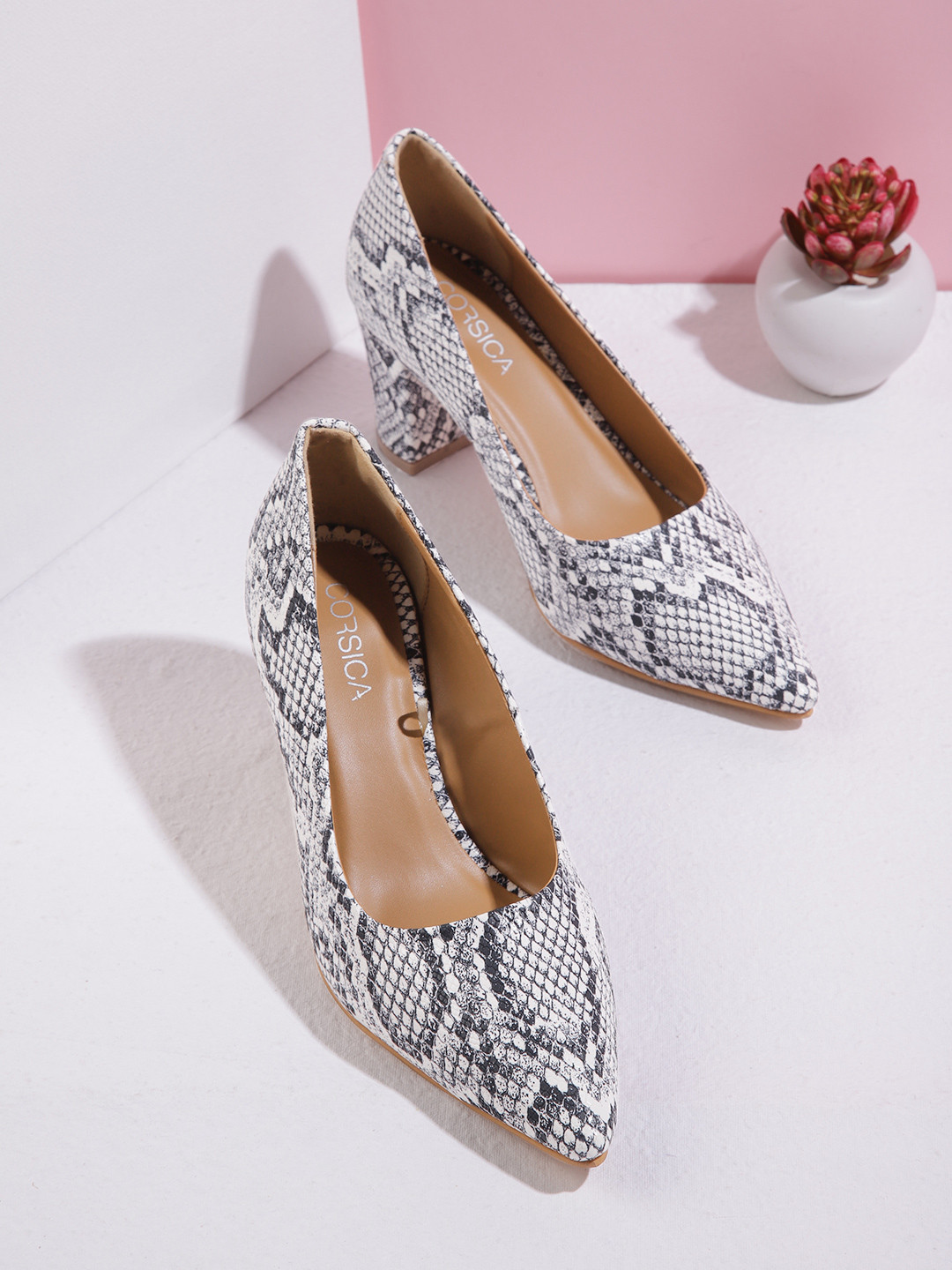 

CORSICA White & Black Snakeskin Textured Block Pumps