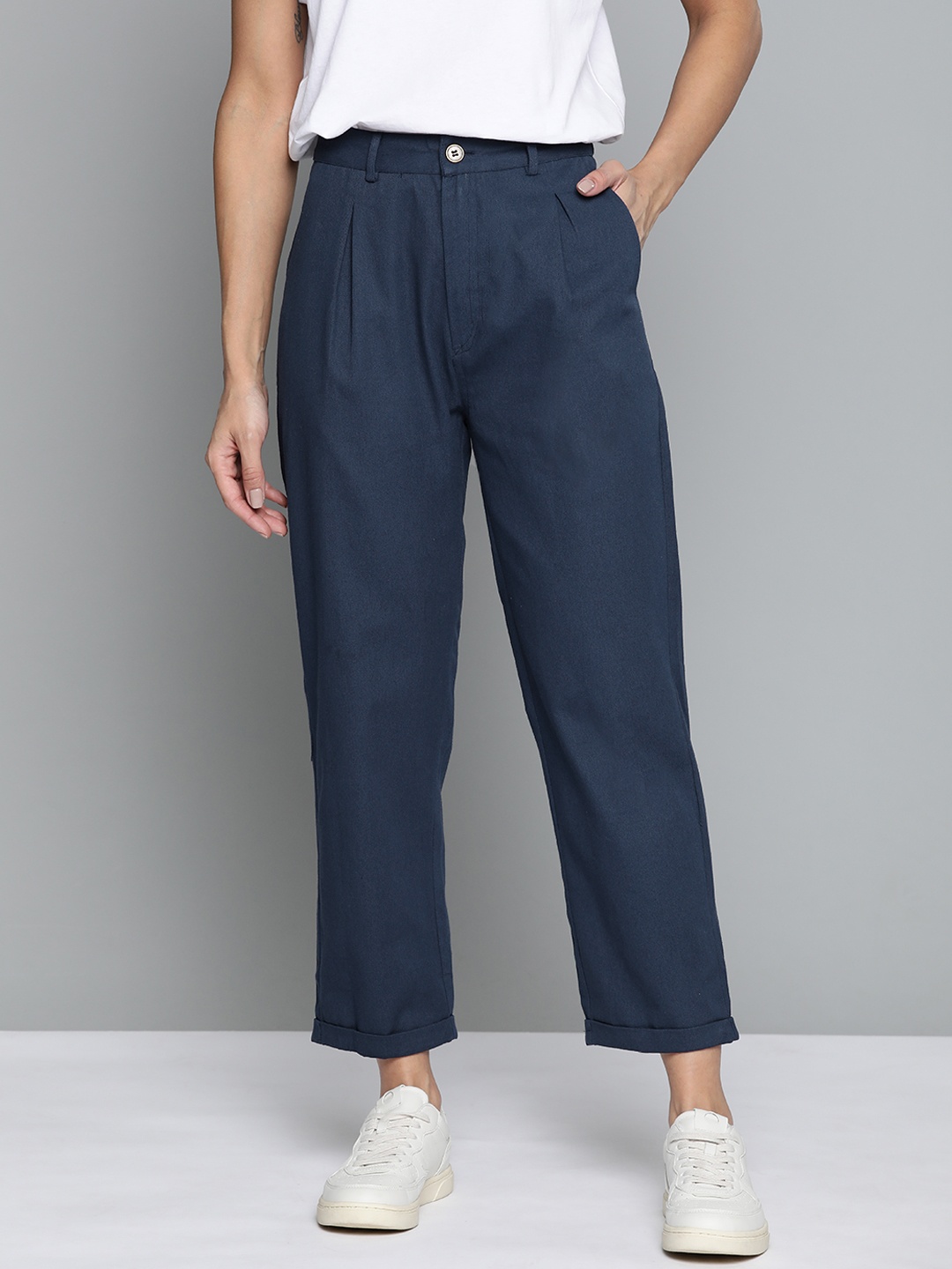 

Mast & Harbour Women Navy Blue Pure Cotton Pleated Trousers