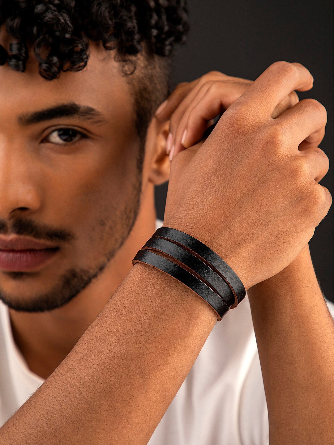 

The Roadster Lifestyle Co Men Black & Brown Alloy Wraparound Bracelet
