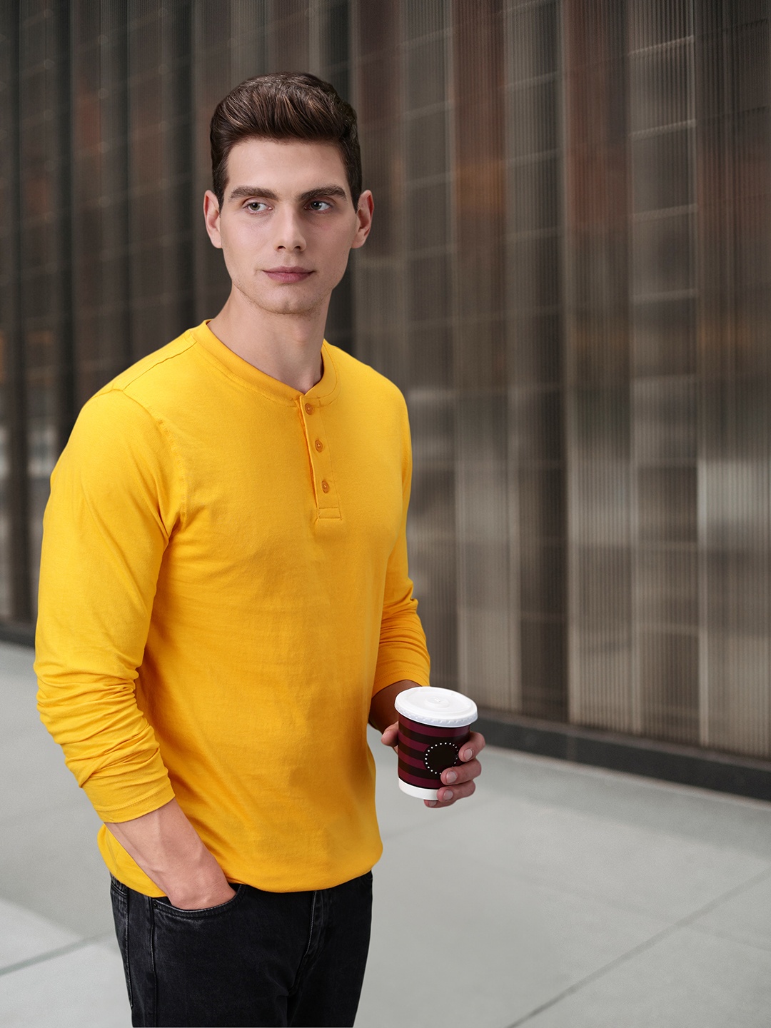 

INVICTUS Men Yellow Solid Pure Cotton T-shirt