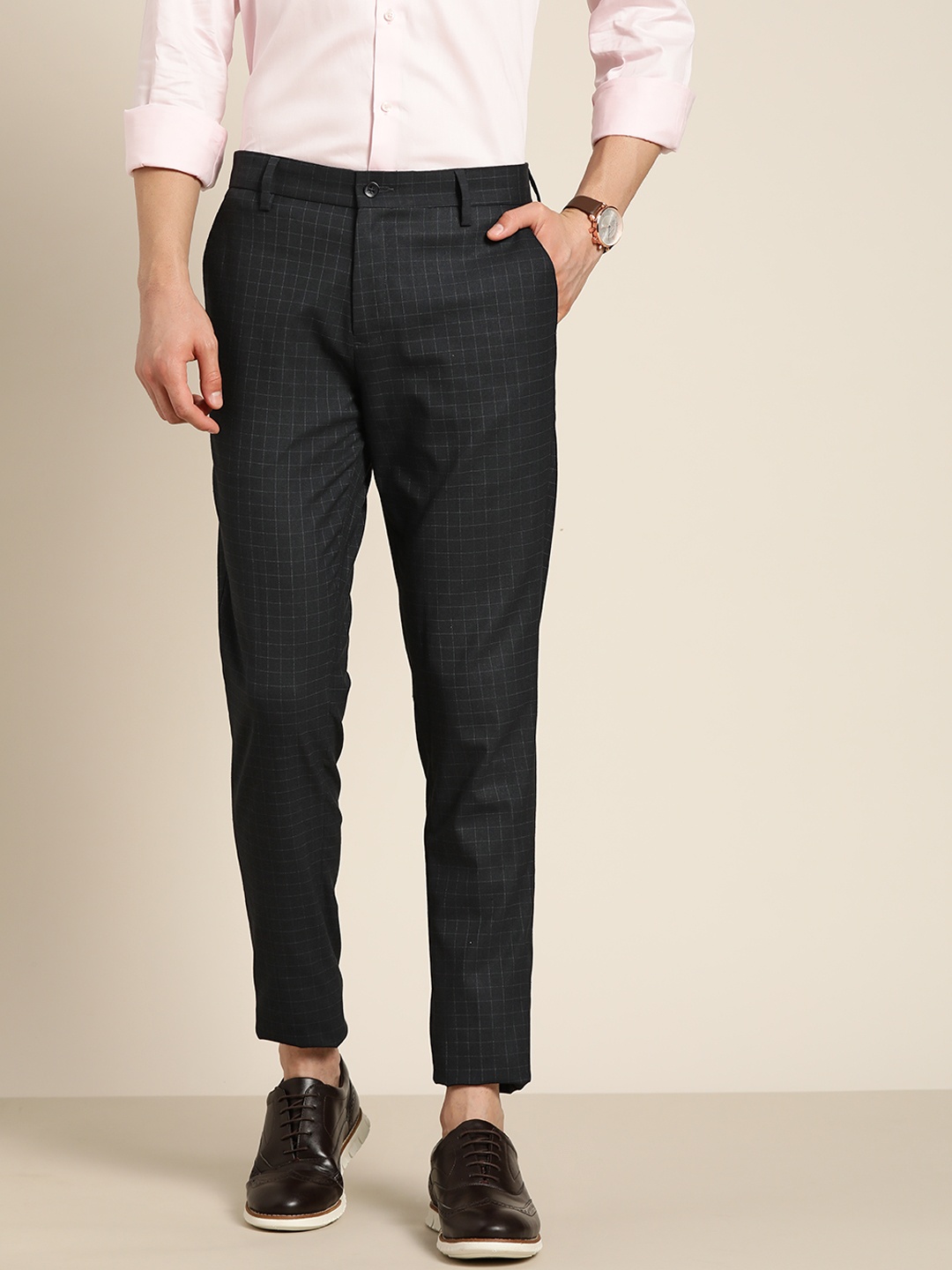 

INVICTUS Men Navy Blue Checked Slim Fit Formal Trousers