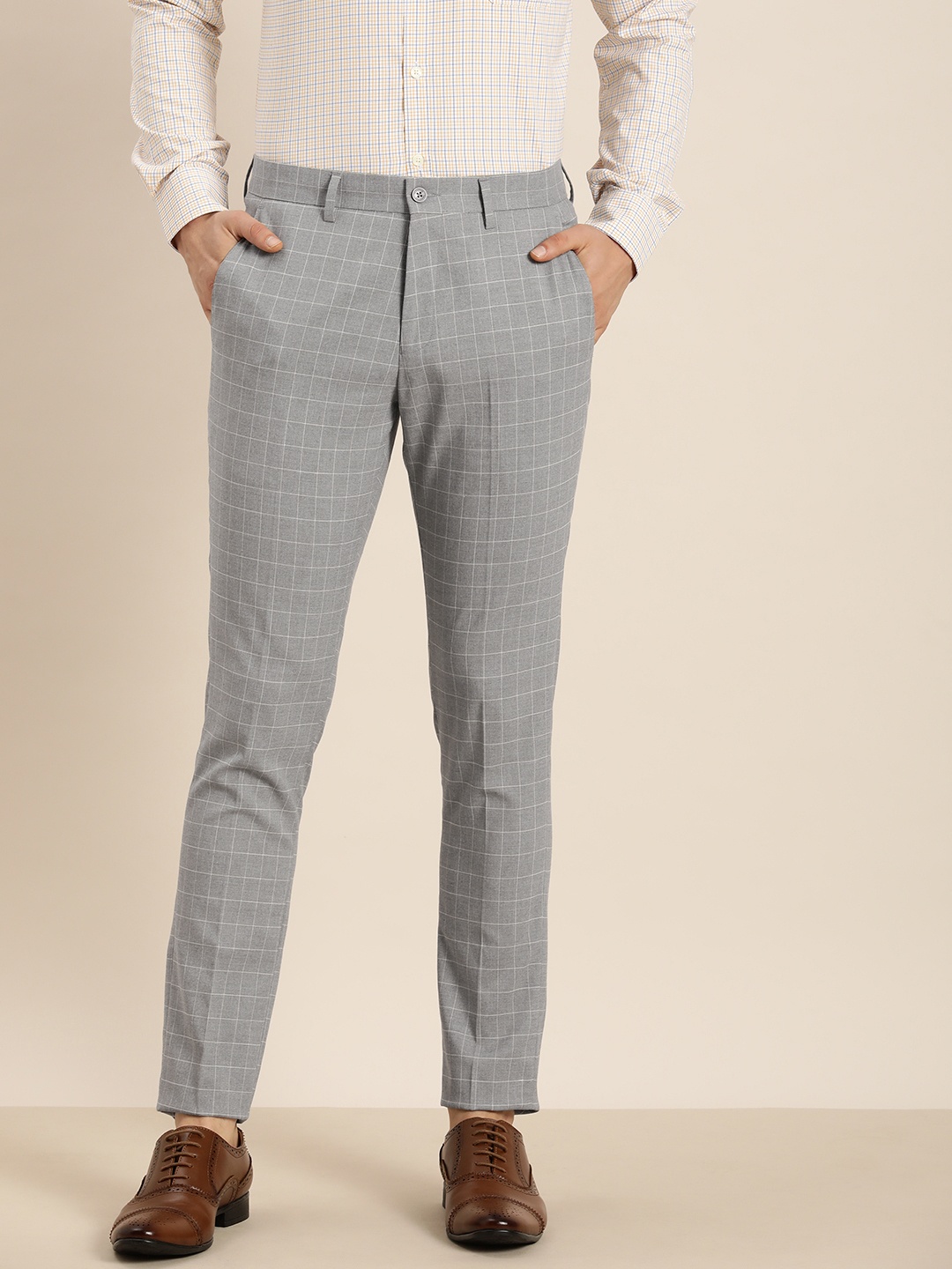 

INVICTUS Men Grey Melange Checked Slim Fit Formal Trousers