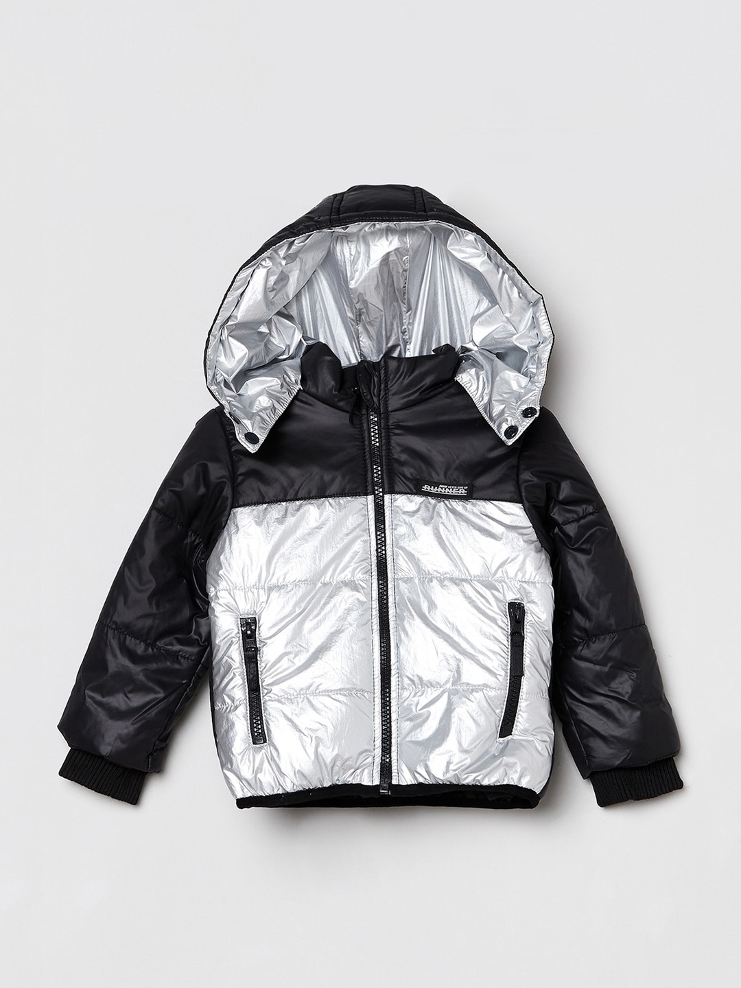 

max Boys Silver-Toned & Black Colourblocked Padded Jacket