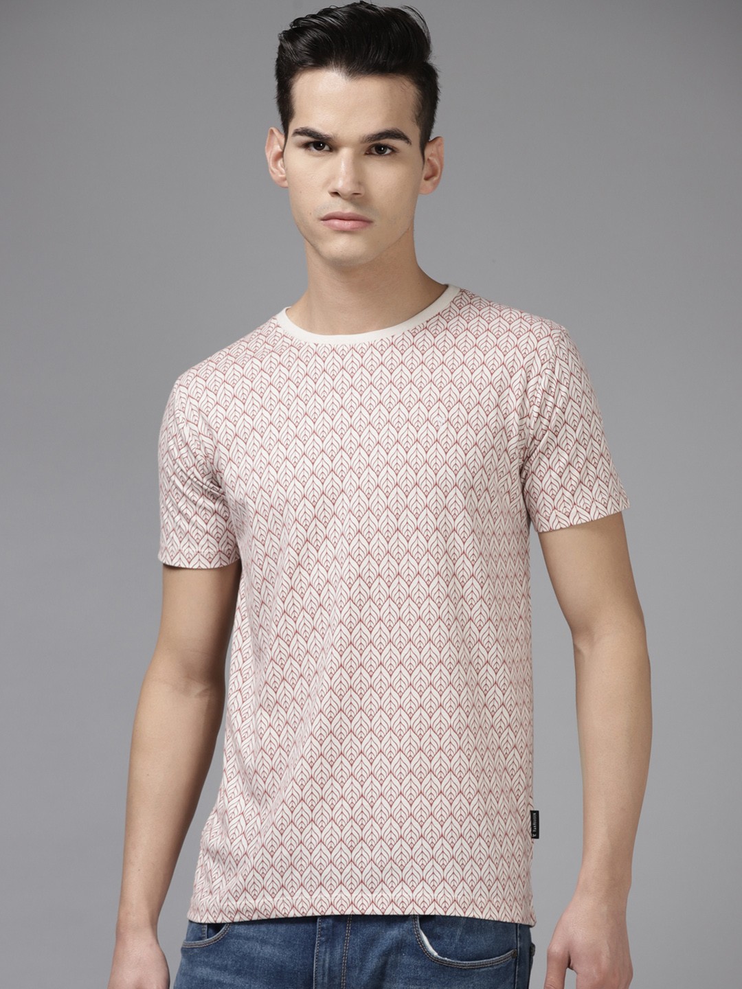 

V Dot Men White & Pink Printed T-shirt