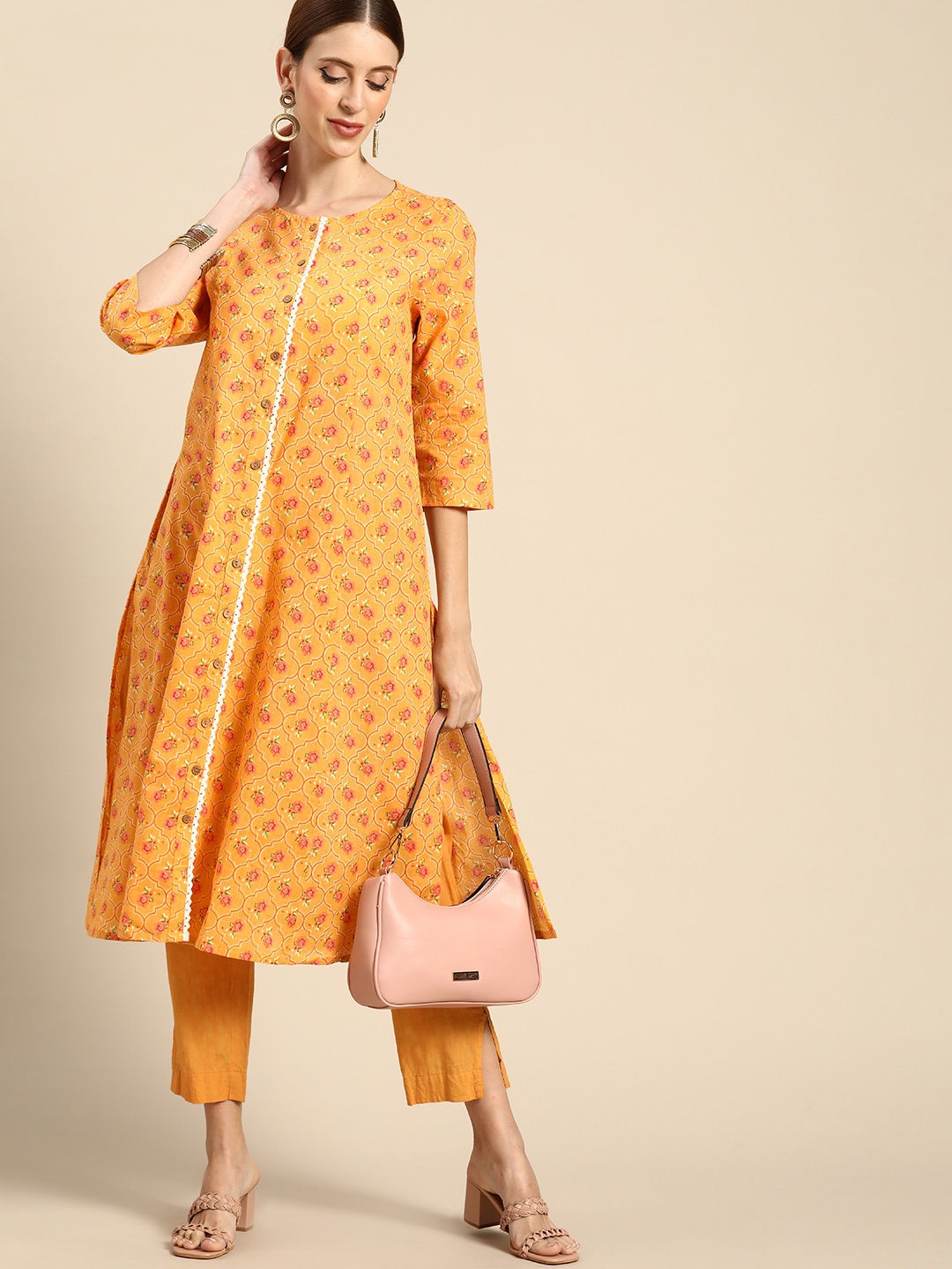 

Anouk X Off The Grid Women Yellow & Pink Pure Cotton Floral Printed Floral Kurta