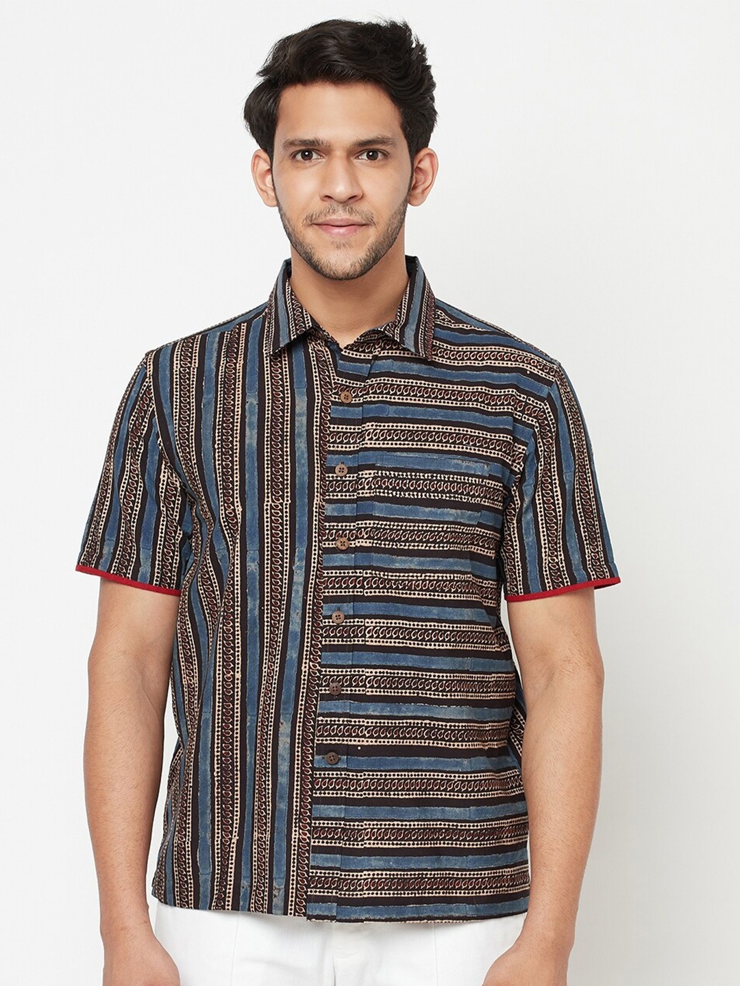 

Fabindia Men Blue Multi Stripes Opaque Striped Casual Shirt