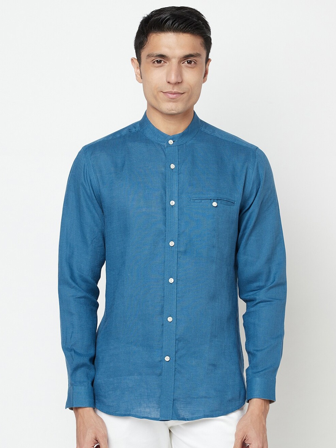 

Fabindia Men Blue Slim Fit Opaque Casual Shirt