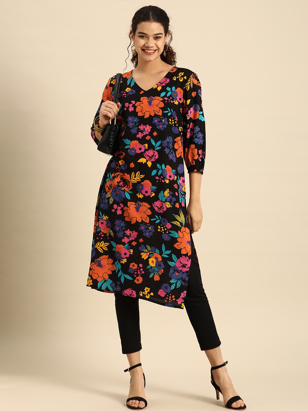 

Anouk Women Multicoloured Floral Printed Floral Kurta, Multi