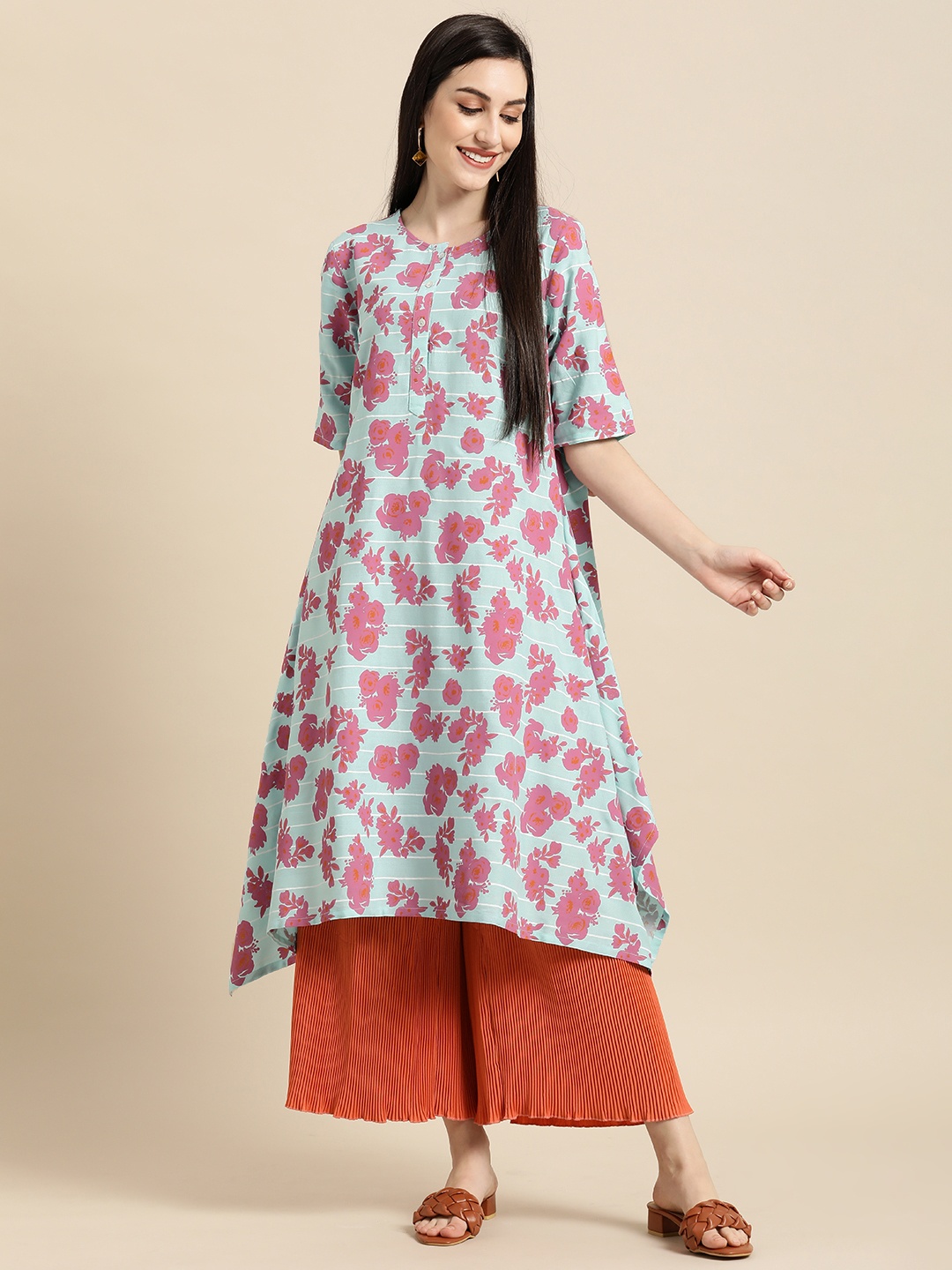 

Anouk Women Green & Pink Floral Printed Asymmetric Hem Kurta