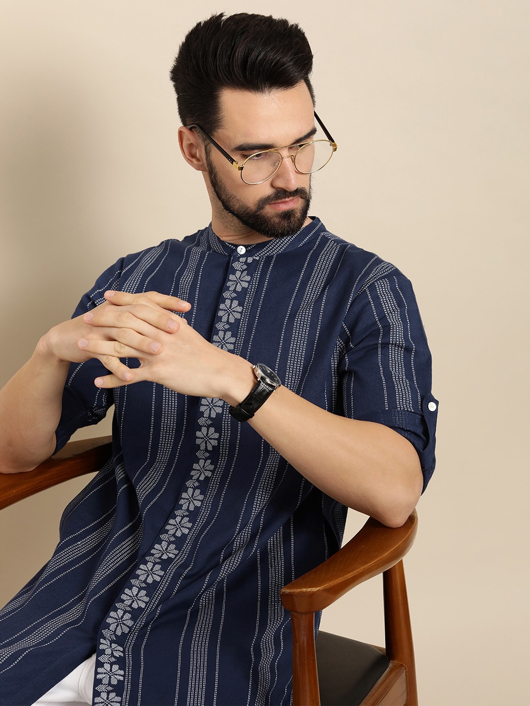 

Anouk Men Navy Blue & White Striped Kurta