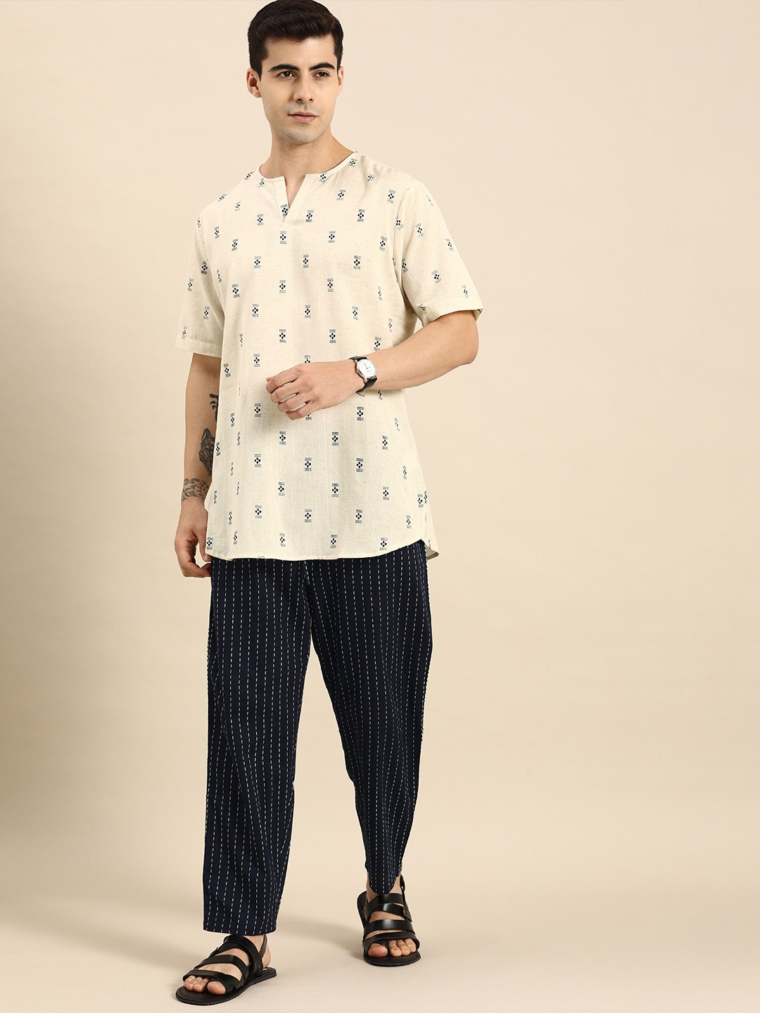 

Anouk Men Off White & Navy Blue Printed Pure Cotton Kurta Set
