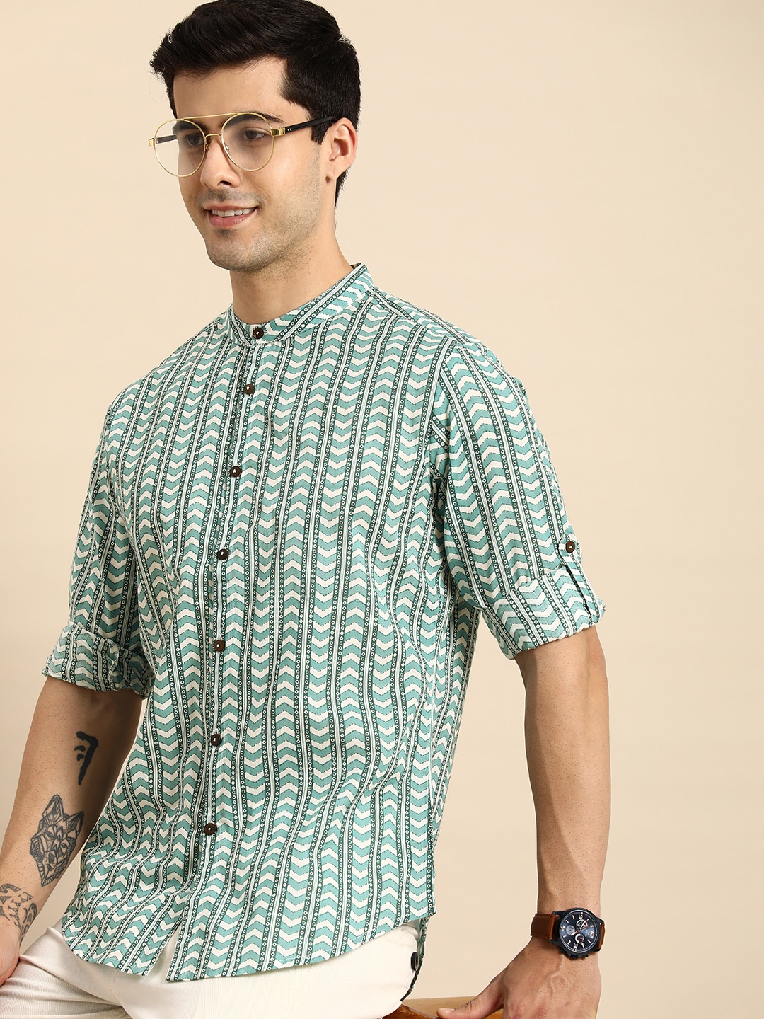

Anouk Men Green & White Printed CPure Cotton Mandarin Collar asual Shirt