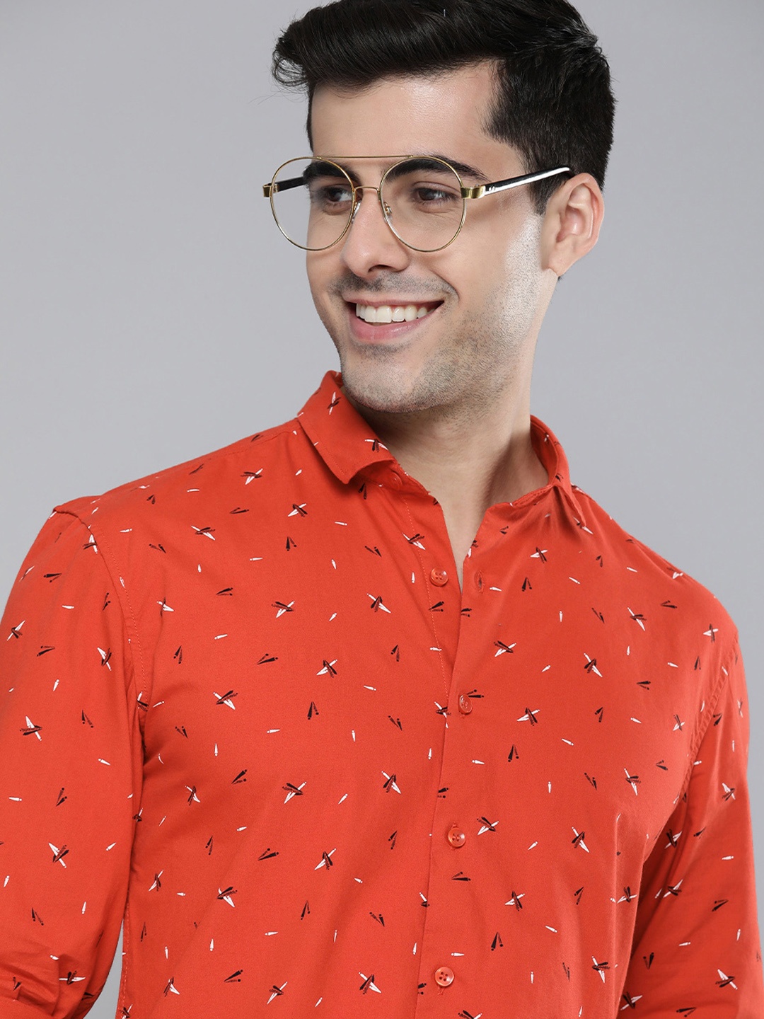 

Mast & Harbour Men Rust Slim Fit Abstract Printed Casual Shirt