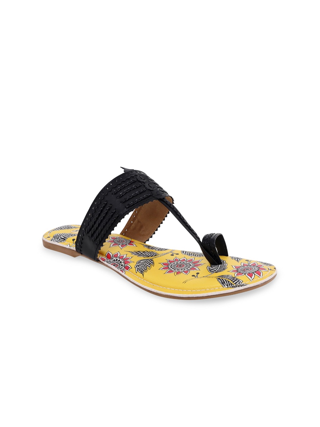 

Kanvas Women Yellow Textured Leather Ethnic One Toe Flats