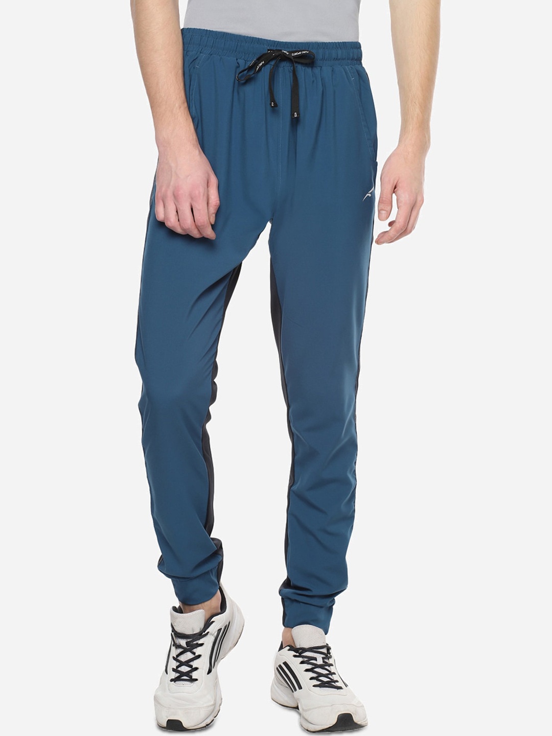 

FURO by Red Chief Men Teal Green & Black Colourblocked Joggers