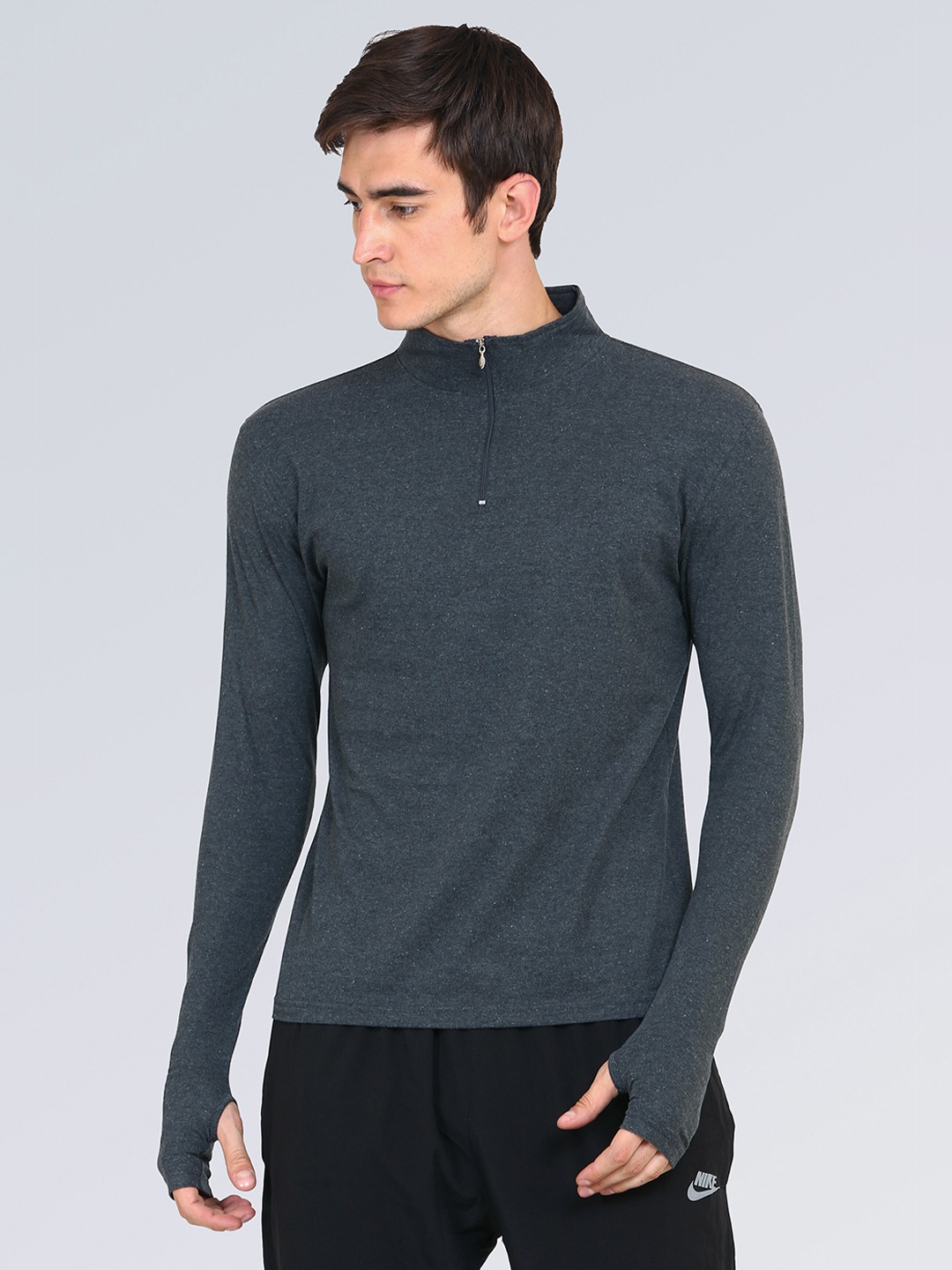 

appulse Men Charcoal Grey High Neck Thumbopen T-Shirt