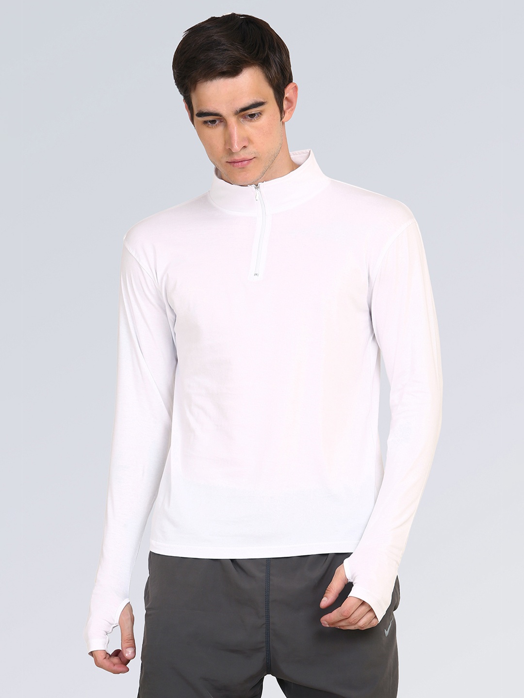 

appulse Men White 1/4 Zipper High Neck Thumbopen T-Shirt