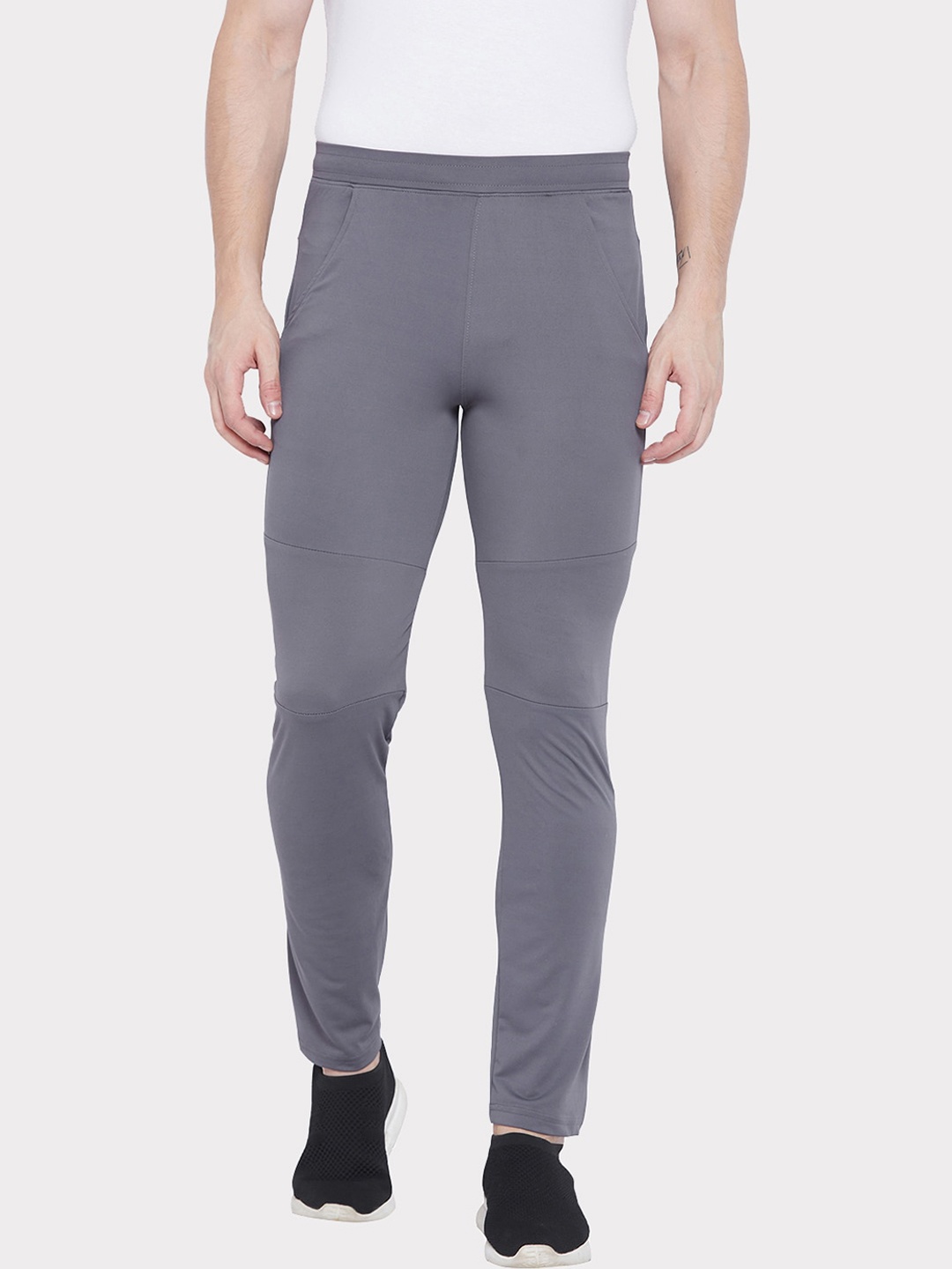 

Okane Men Grey Solid Regular Track Pants