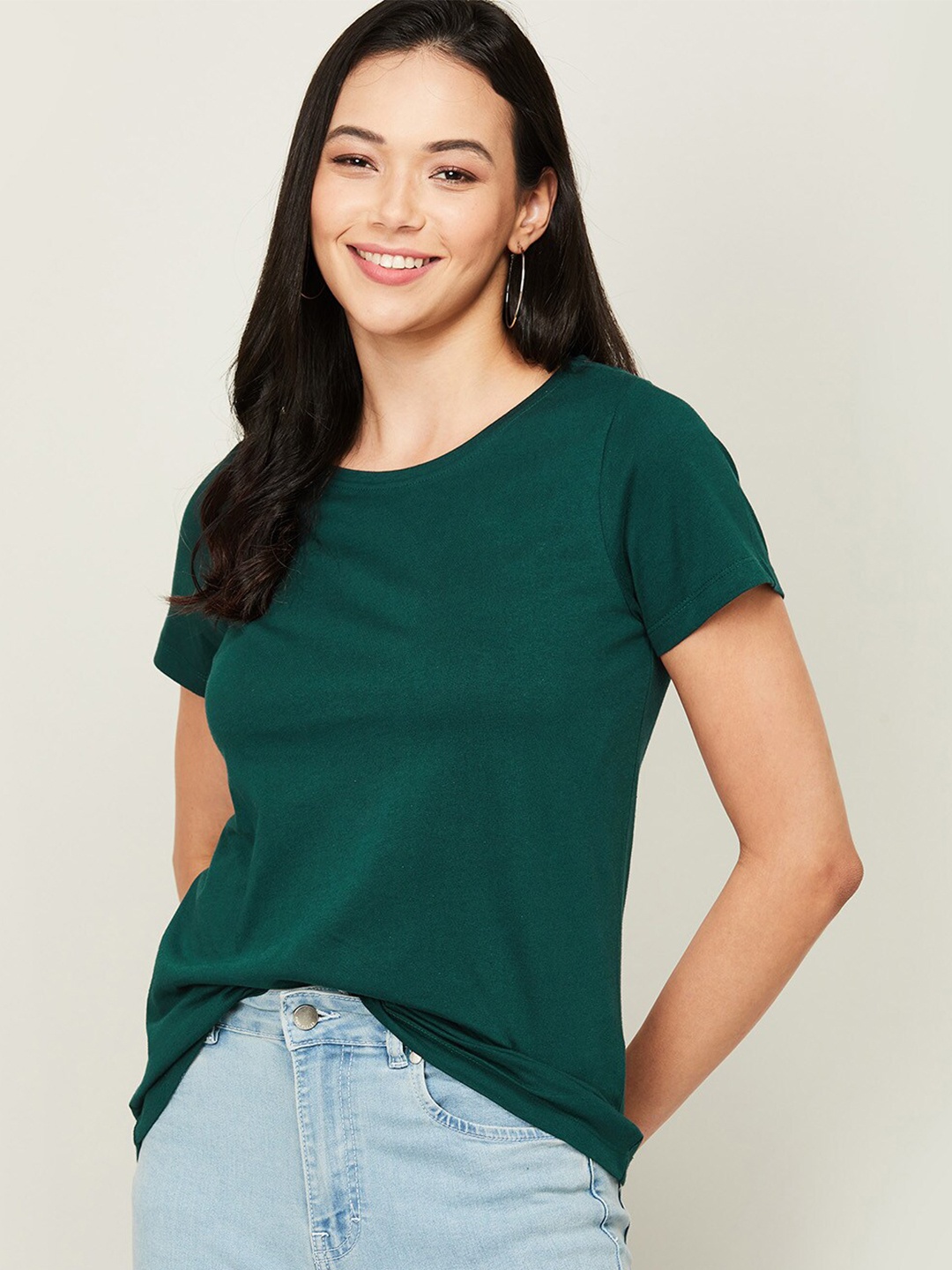 

Fame Forever by Lifestyle Green Regular Top