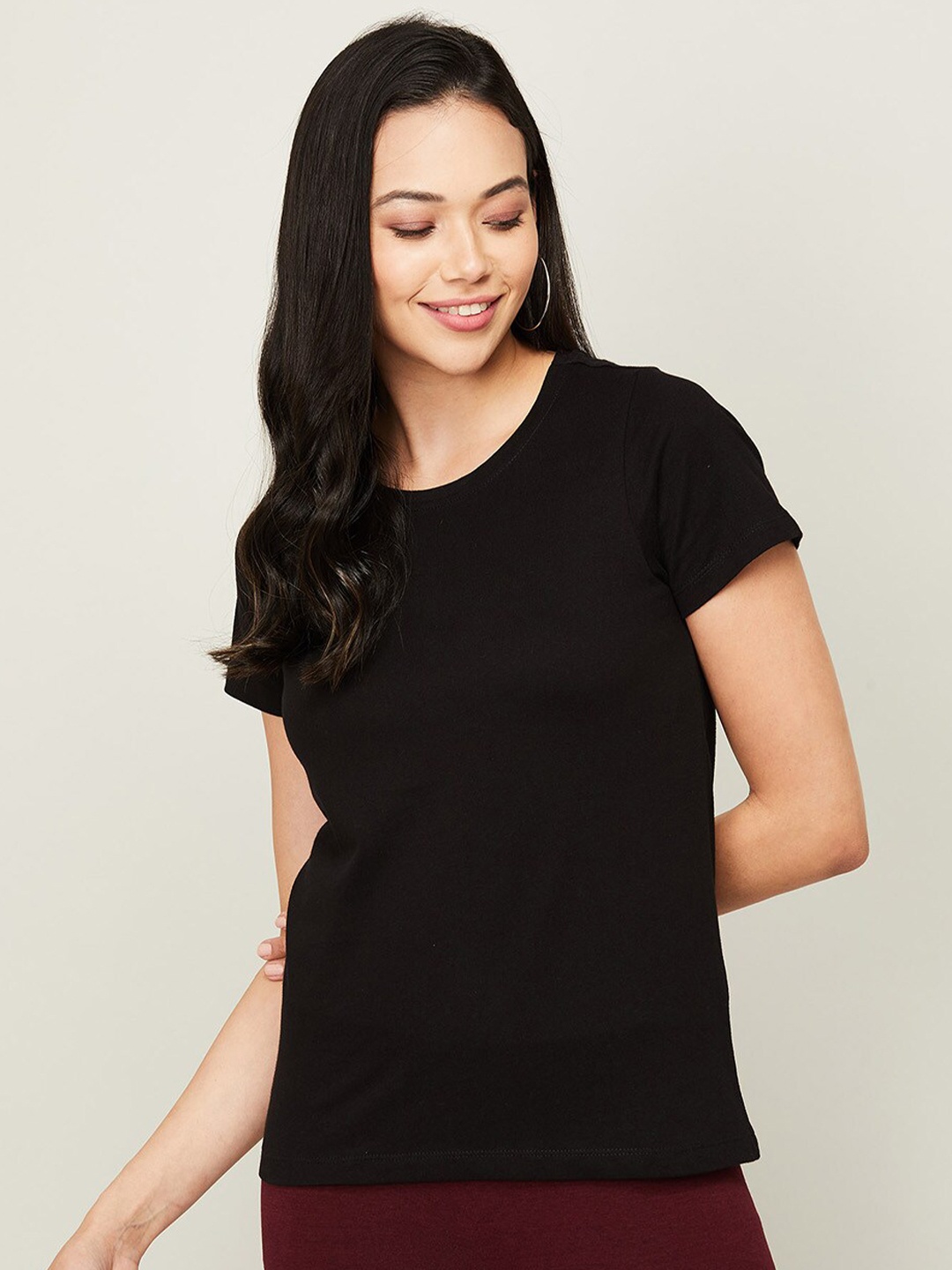 

Fame Forever by Lifestyle Black Regular Top