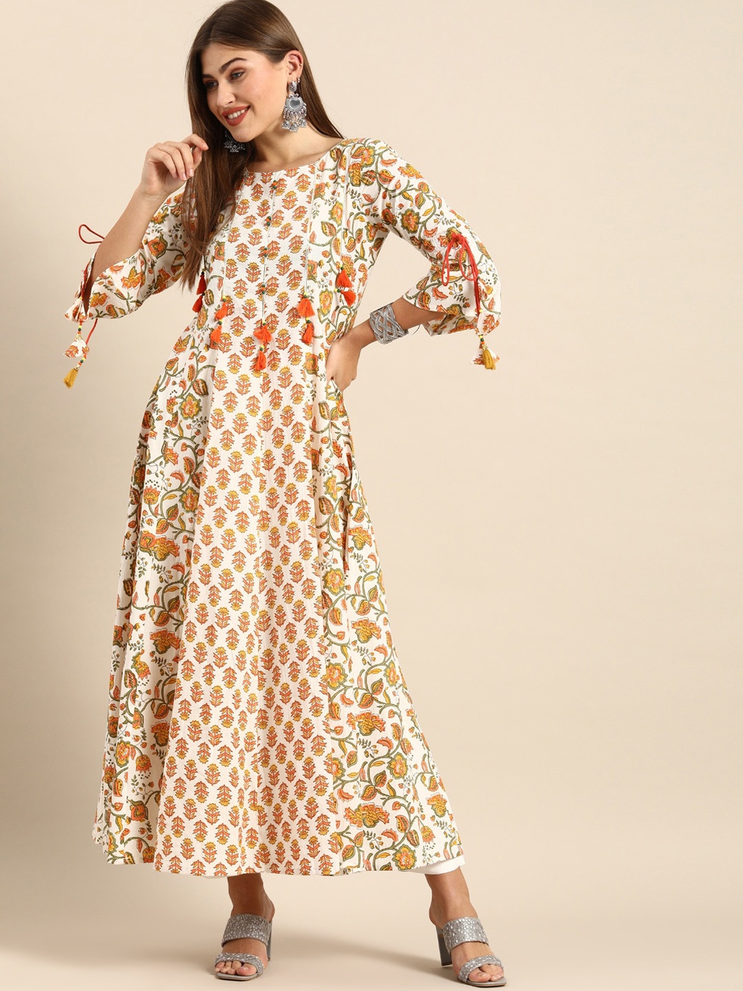 

Varanga Women White Geometric Printed Keyhole Neck Flared Sleeves Anarkali Kurta
