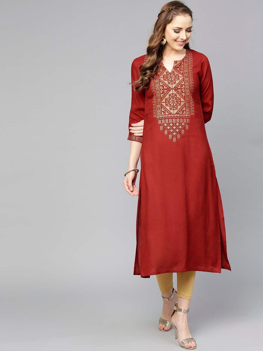 

Varanga Women Maroon Ethnic Motifs Yoke Design Thread Work Kurta