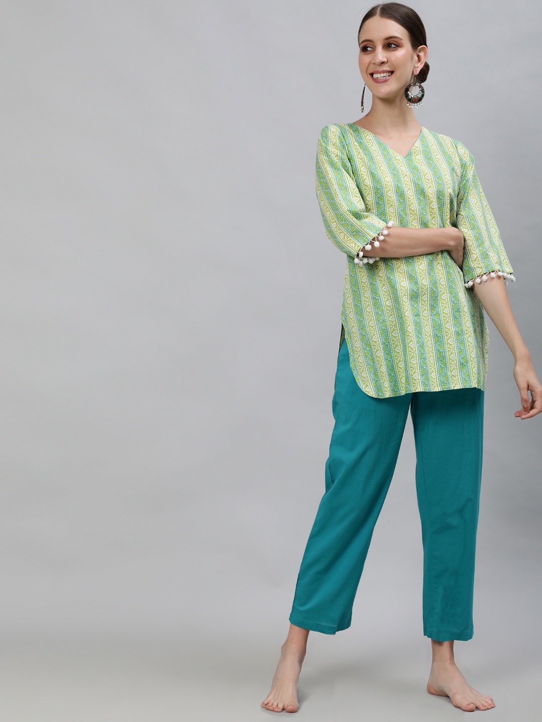 

Jaipur Kurti Women Short Kurta & Pajamas, Green