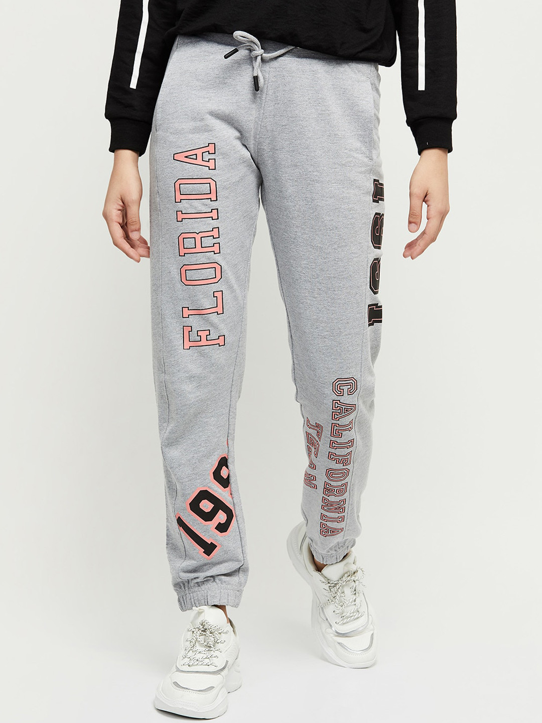 

max Women Grey Melange & Pink Printed Joggers