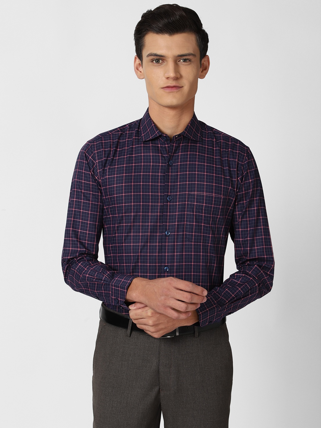 

Peter England Elite Men Navy Blue Checked Formal Shirt