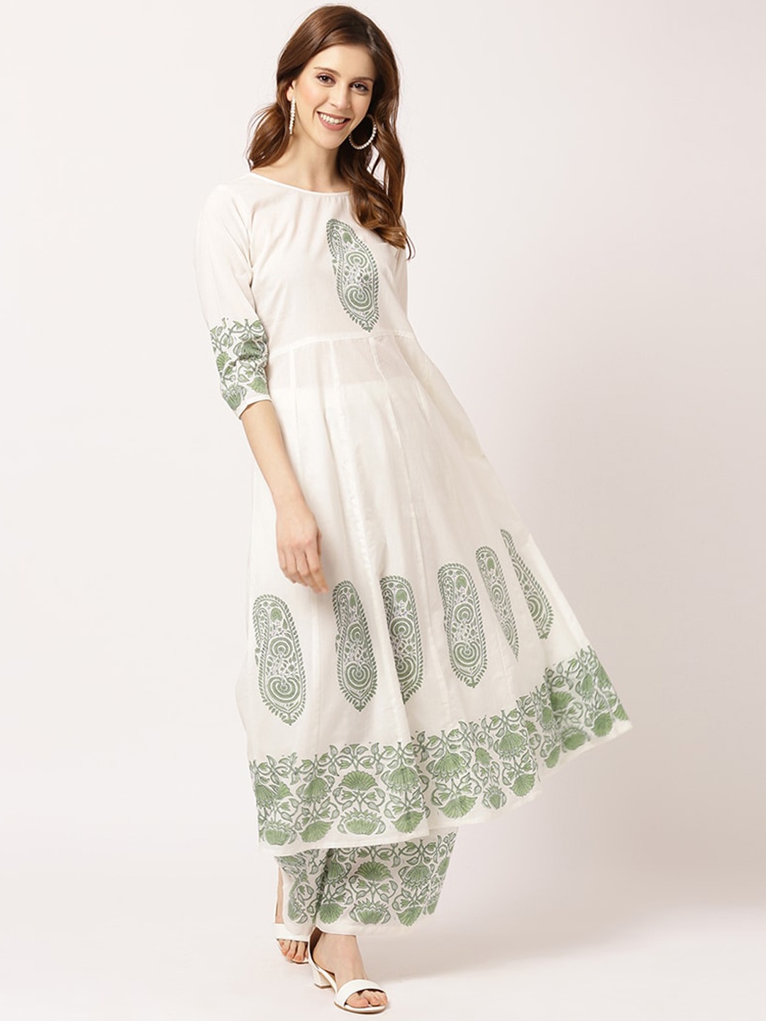 

THE NKS PLUS Women White Floral Printed High Slit Pure Cotton Kurta with Palazzos