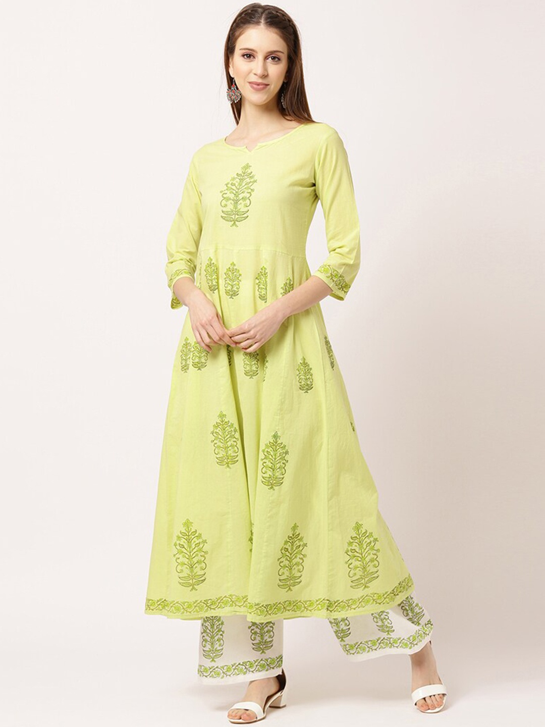 

THE NKS PLUS Women Green Ethnic Motifs Printed Pure Cotton Anarkali Kurta with Trousers