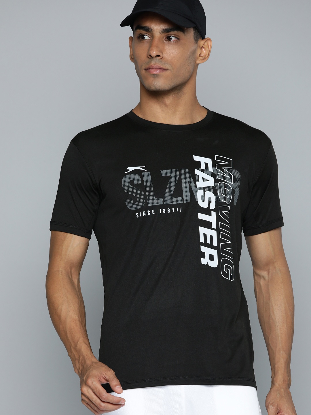 

Slazenger Brand Logo Printed Ultra Dry T-shirt, Black