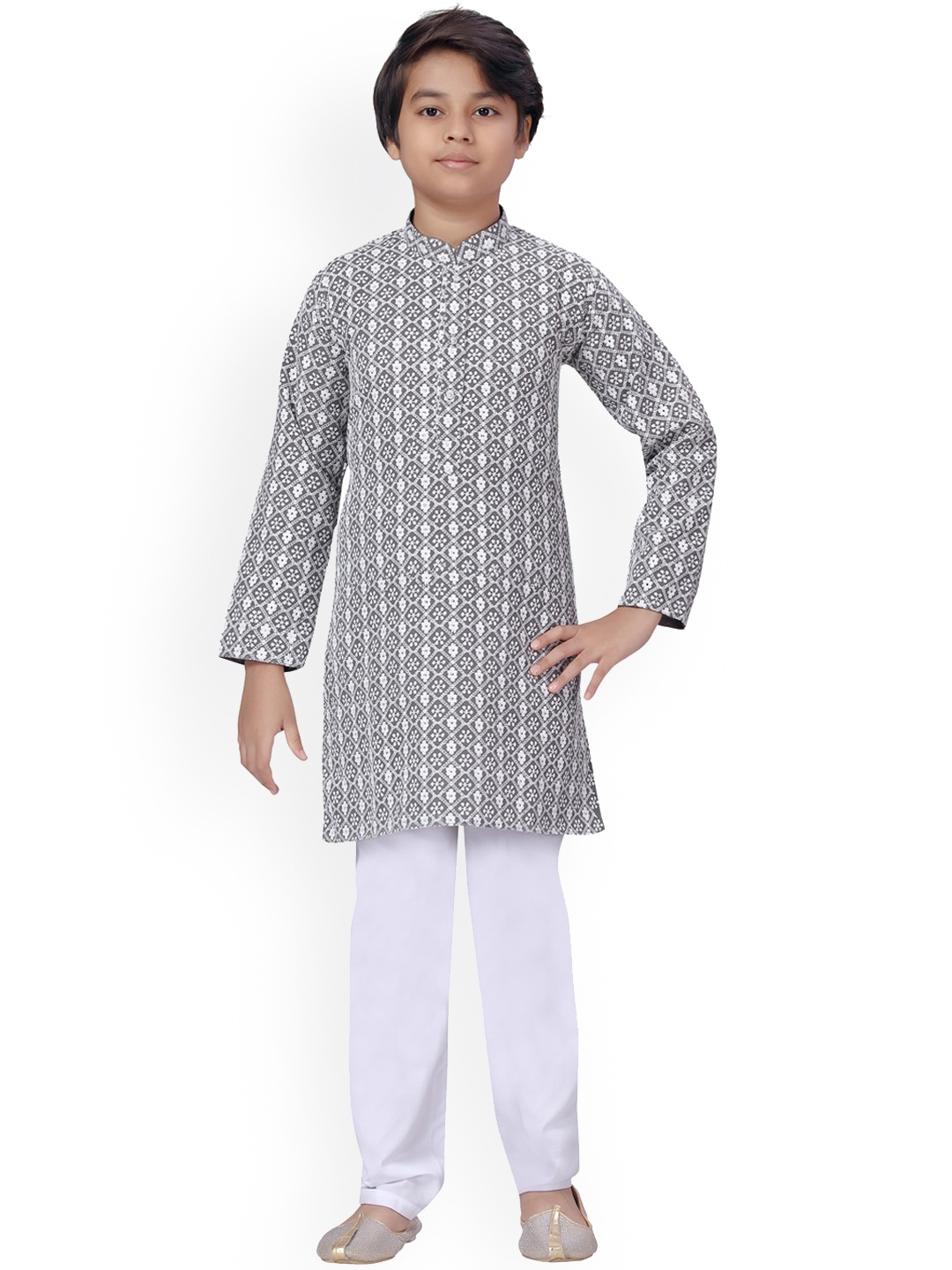 

LITTLE MAFIA BY Aarika Boys Grey Printed Angrakha Pure Cotton Kurta with Pyjamas