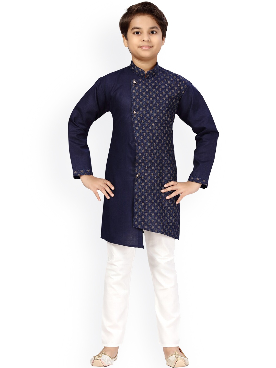 

LITTLE MAFIA BY Aarika Boys Navy Blue & Gold-Toned Angrakha Pure Cotton Kurta with Pyjamas