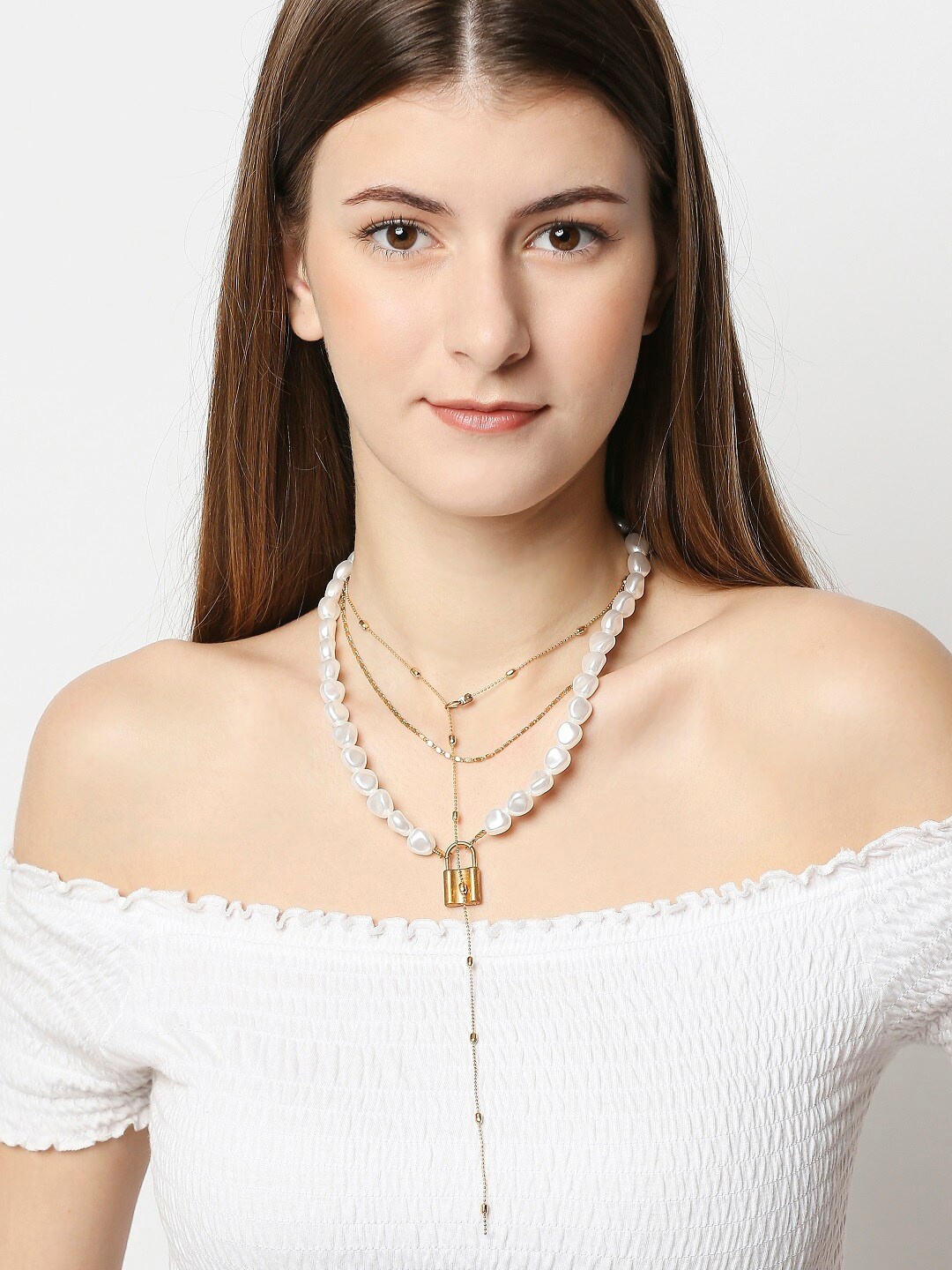 

OOMPH Gold-Toned & White Pearl Layered Necklace