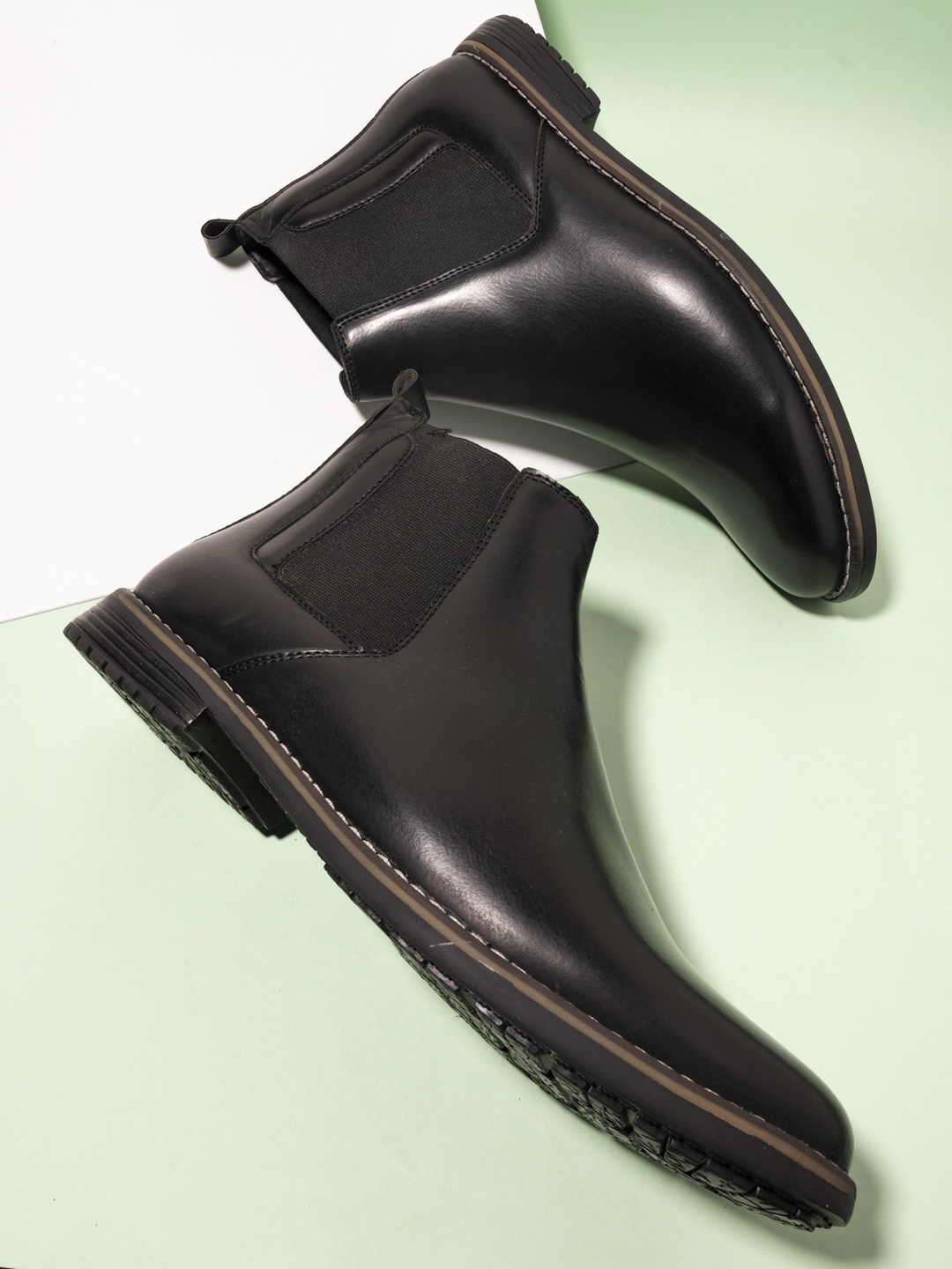 

El Paso Men Black Flat Chelsea Boots