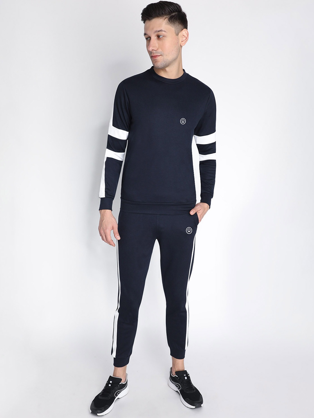 

Chkokko Men Navy Blue & White Colourblocked Tracksuit