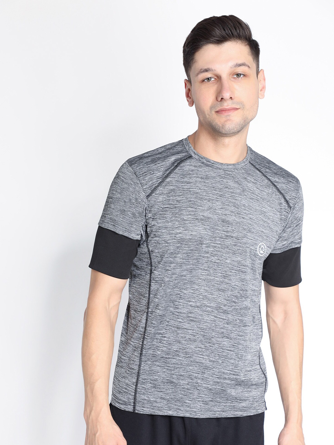 

CHKOKKO Men Grey Melange & Black Dri-FIT Outdoor T-shirt