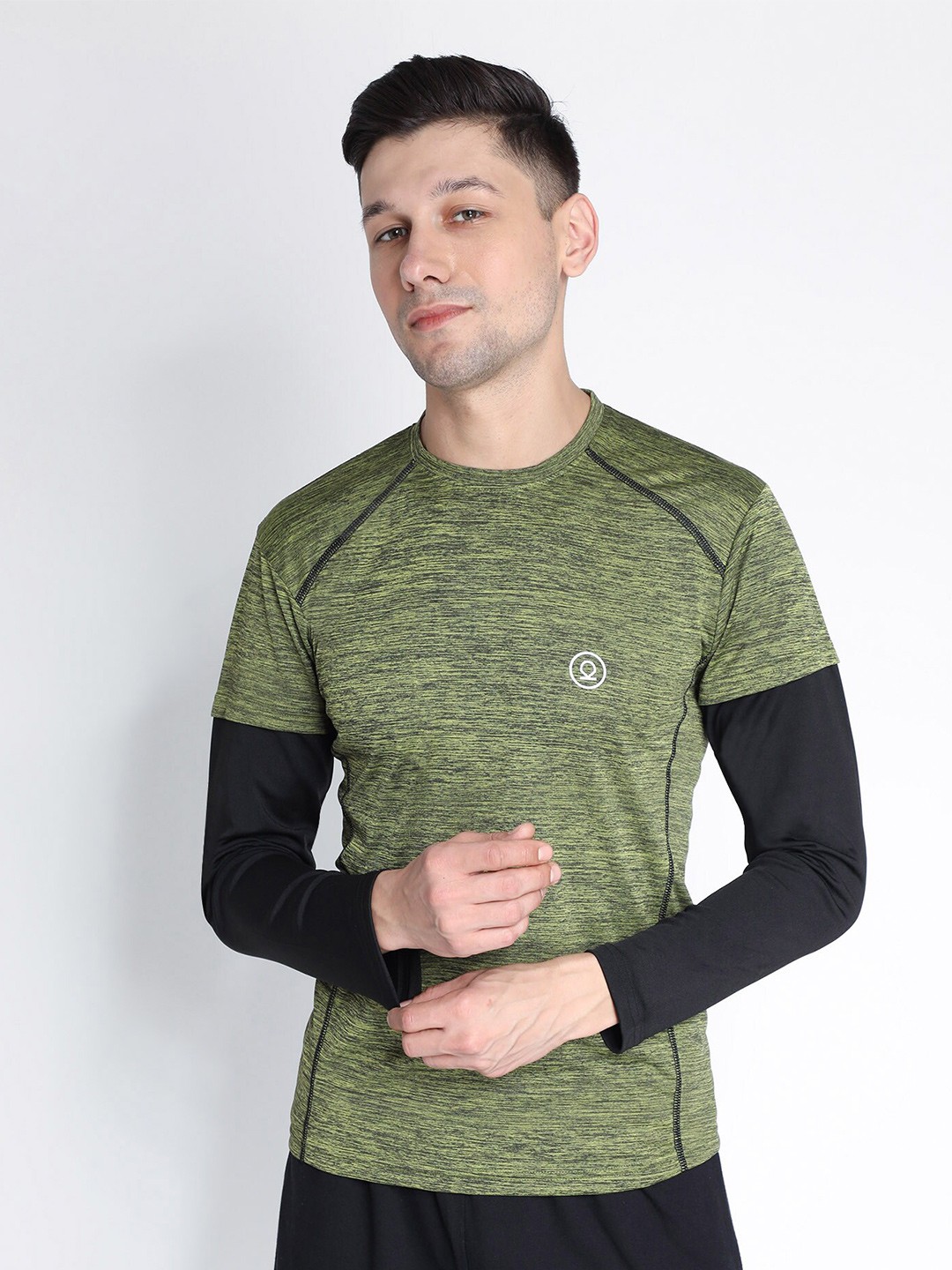 

CHKOKKO Men Olive Green Dri-FIT Outdoor T-shirt