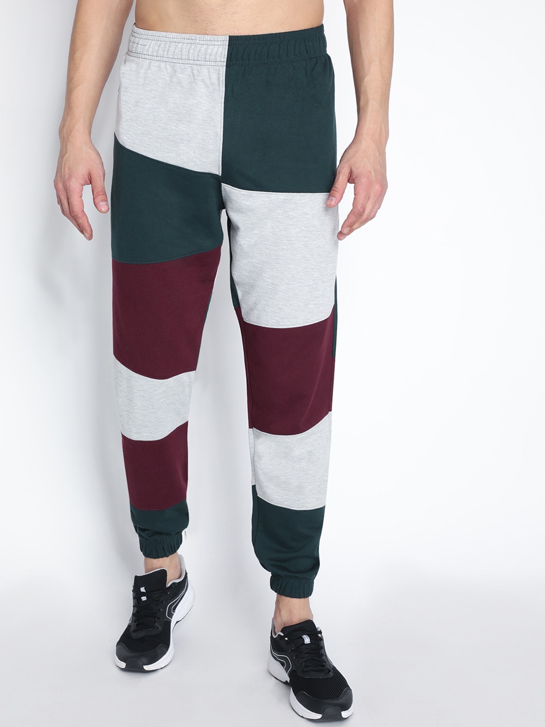 

CHKOKKO Men Grey & Maroon Colourblocked Track Pants