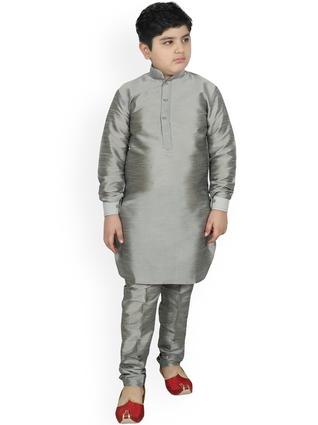 

SG YUVRAJ Boys Silver-Toned Regular Raw Silk Kurta with Pyjamas