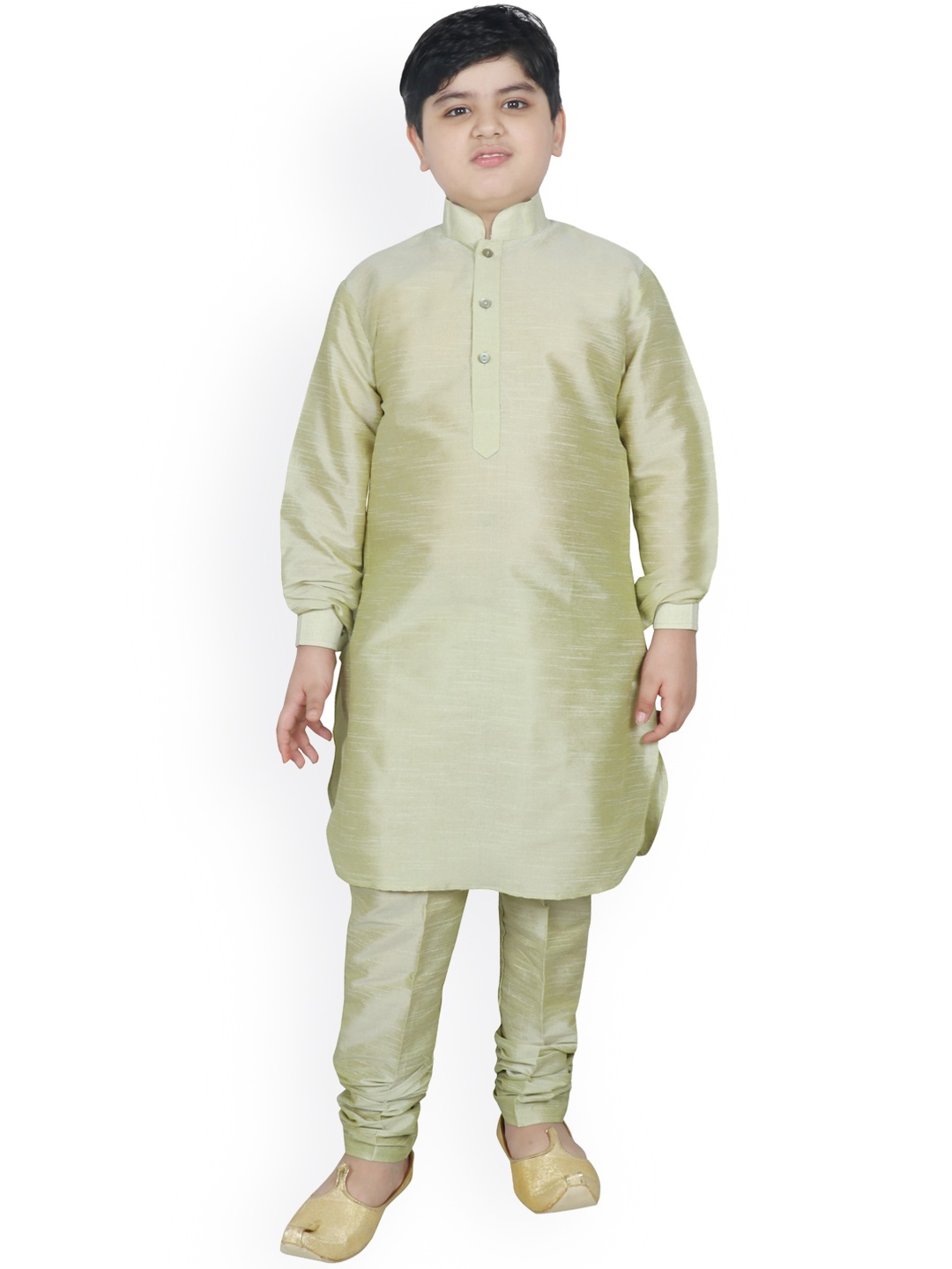 

SG YUVRAJ Boys Green Regular Raw Silk Kurta with Pyjamas