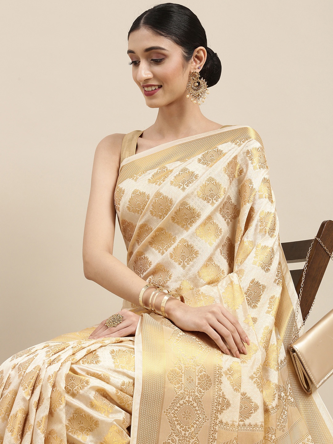 

MIMOSA Off White & Gold-Toned Ethnic Motifs Zari Art Silk Kanjeevaram Saree