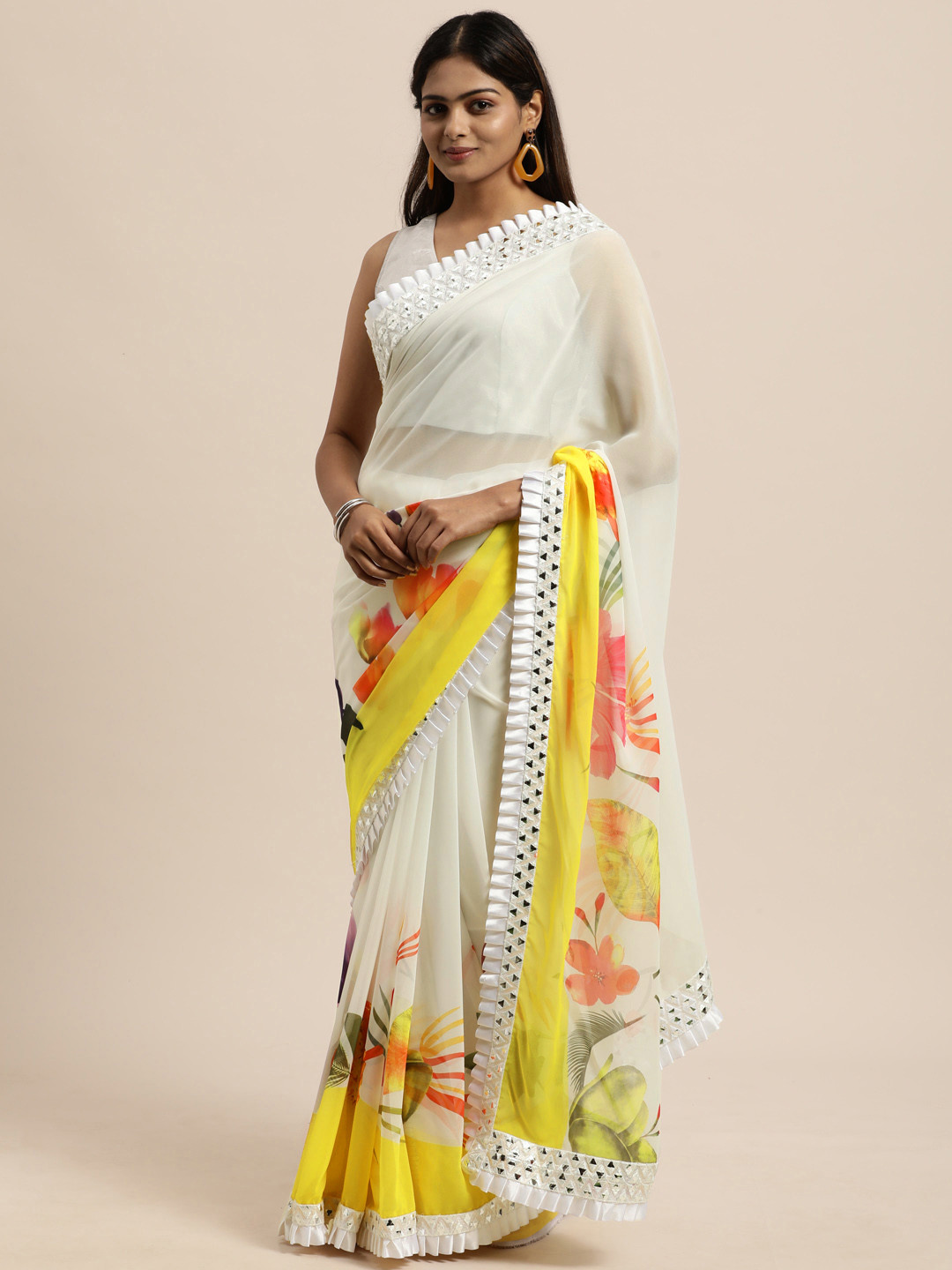 

VASTRANAND Yellow & White Floral Mirror Work Saree