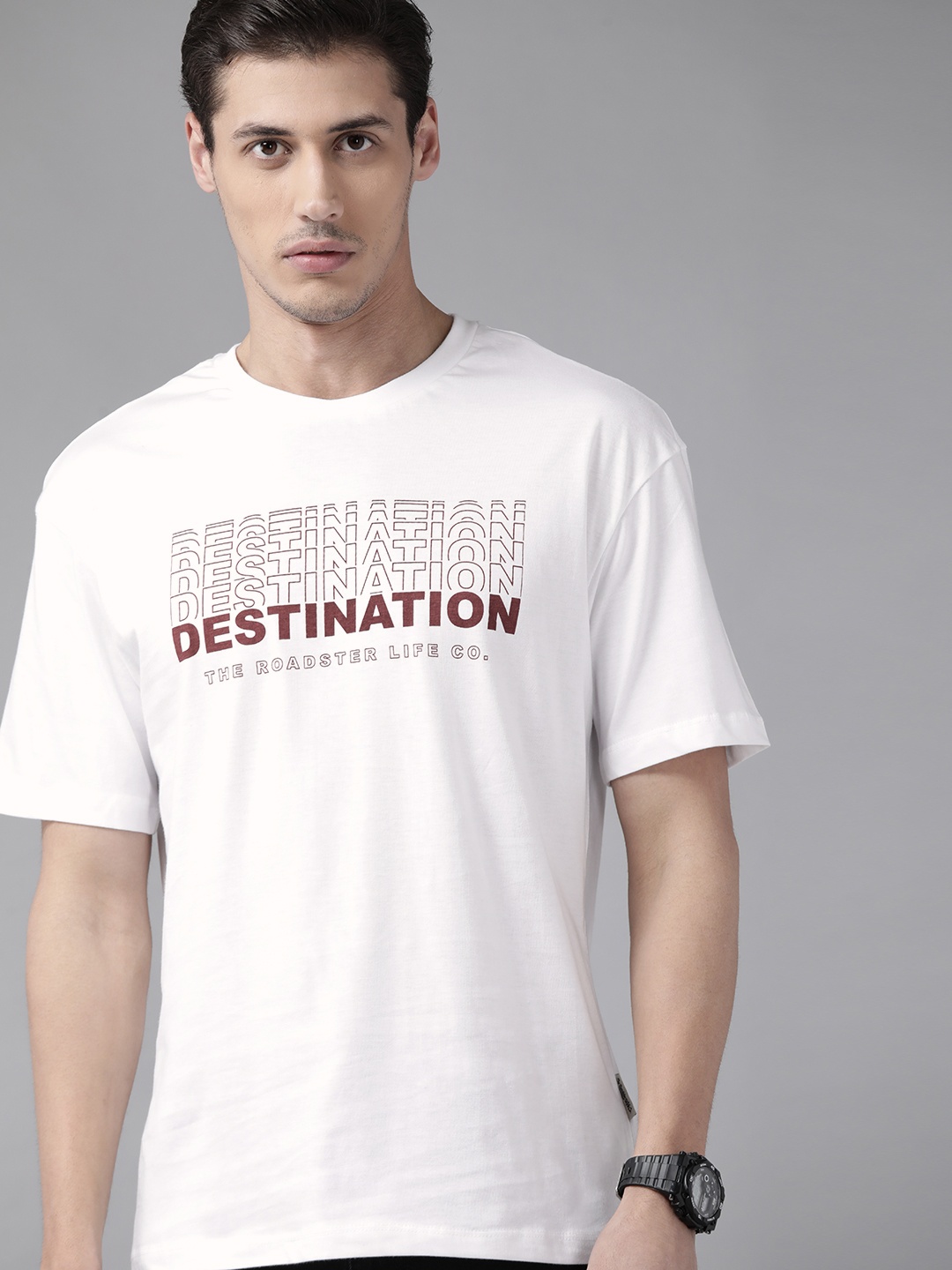 

The Roadster Lifestyle Co Men White & Brown Typography Printed Cotton T-shirt