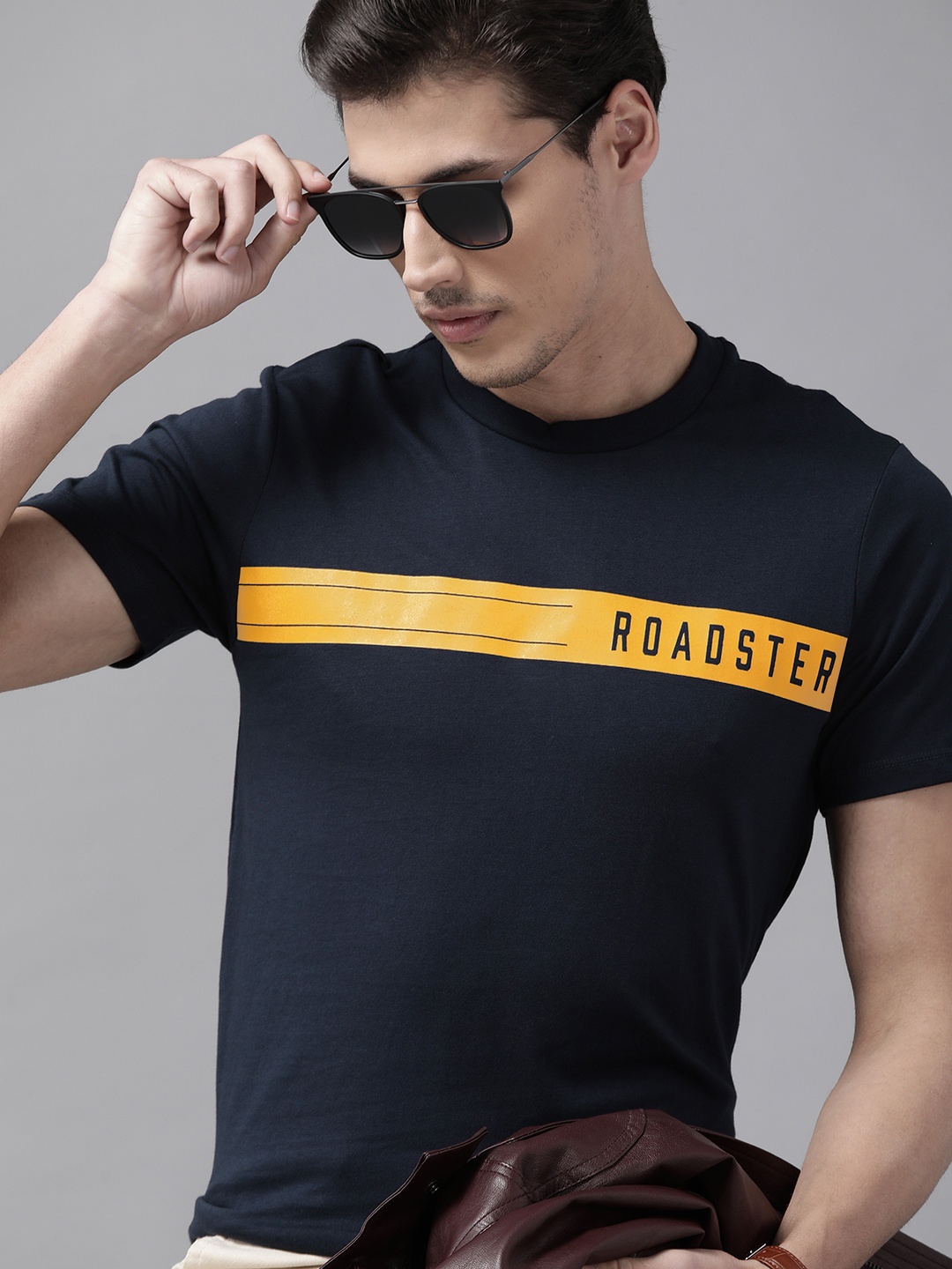 

The Roadster Lifestyle Co Men Navy Blue & Mustard Yellow Pure Cotton Brand Logo Printed T-shirt