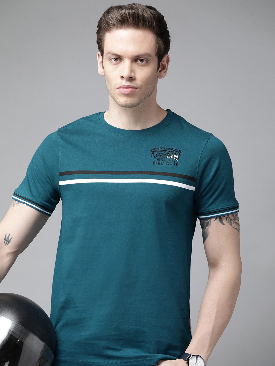 

Roadster Men Teal Blue Brand Logo Applique Pure Cotton T-shirt